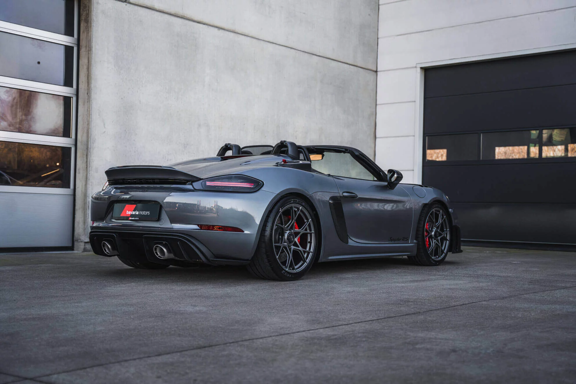 Vanadium Grey Metallic Porsche 718 Spyder RS