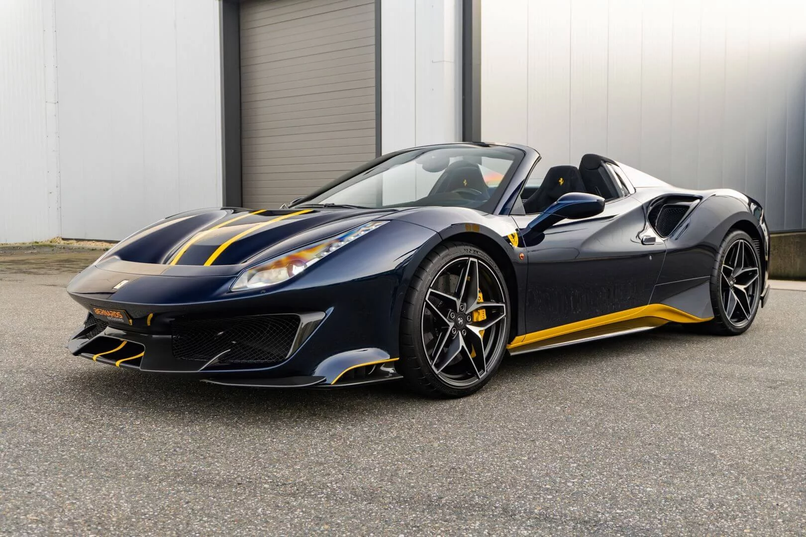 Blu Hembery Ferrari 488