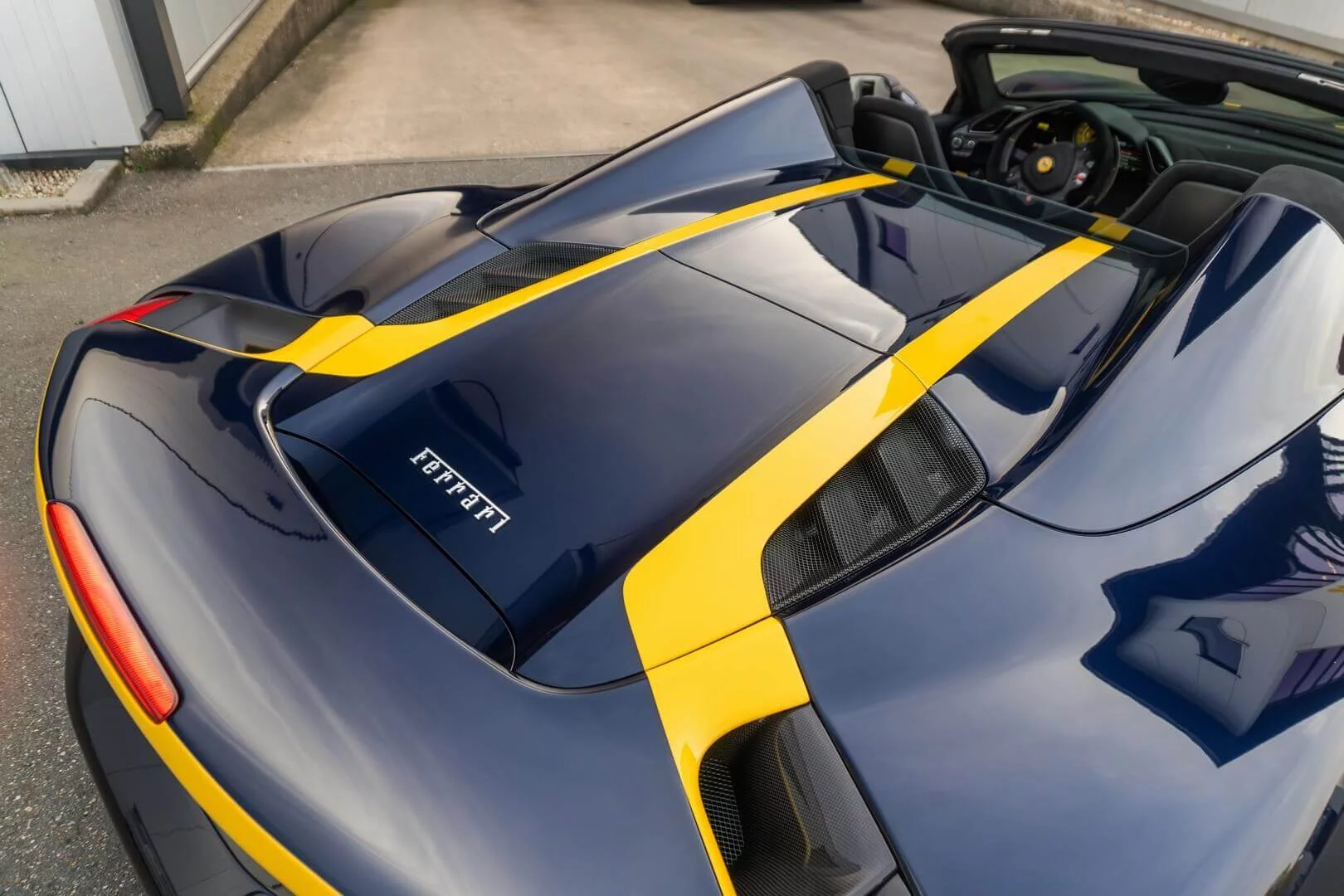 Blu Hembery Ferrari 488