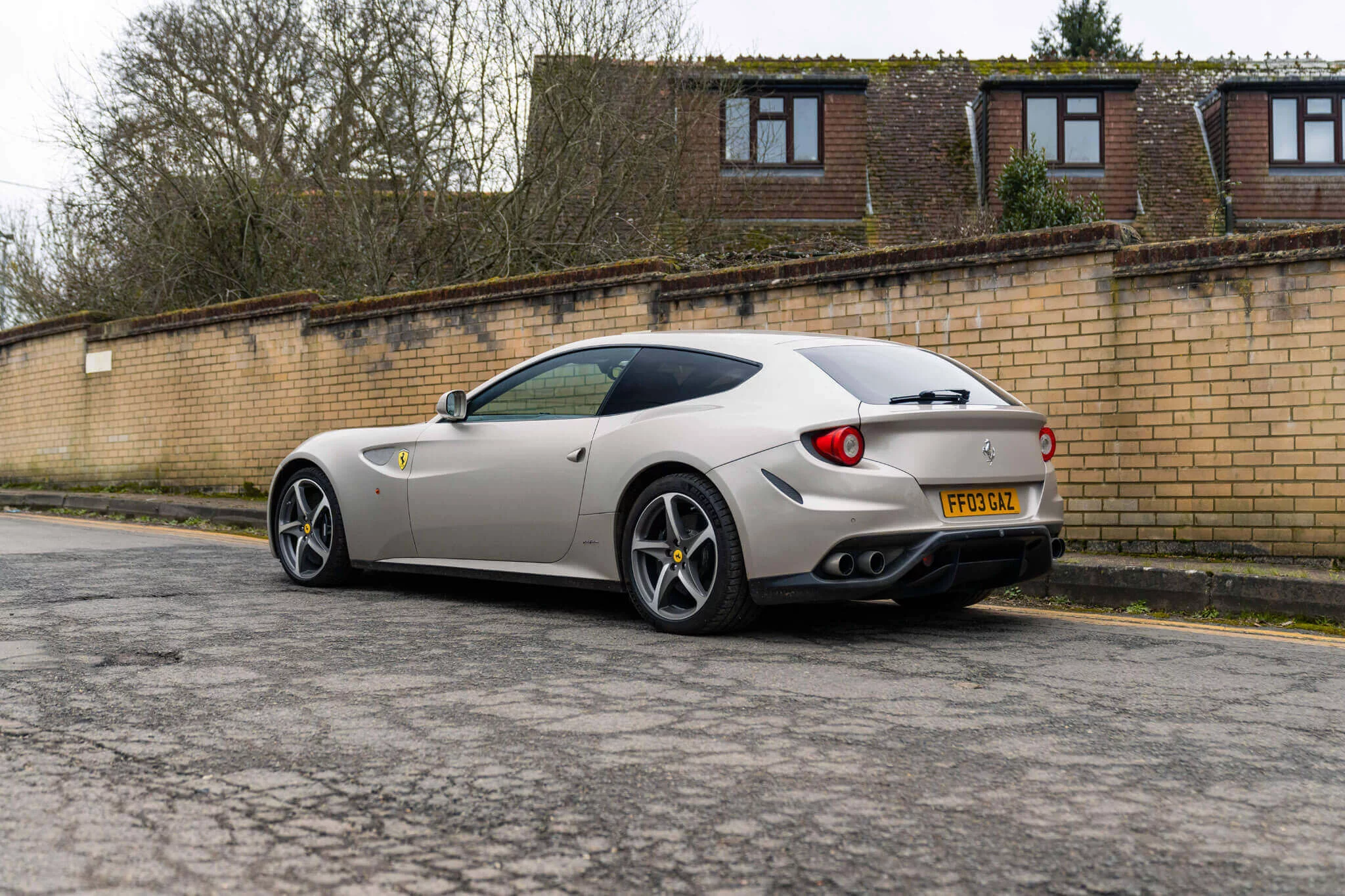 Nuovo Grigio Ingrid Ferrari FF