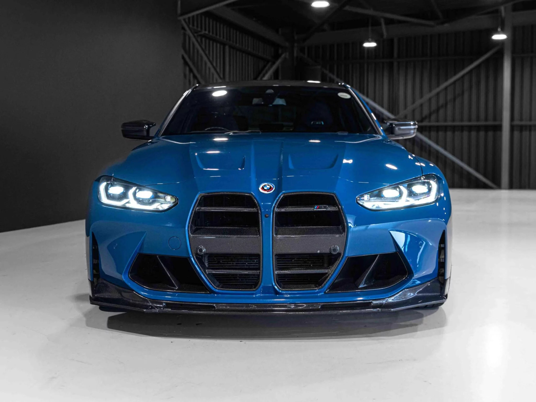 Violet Blue II BMW M3