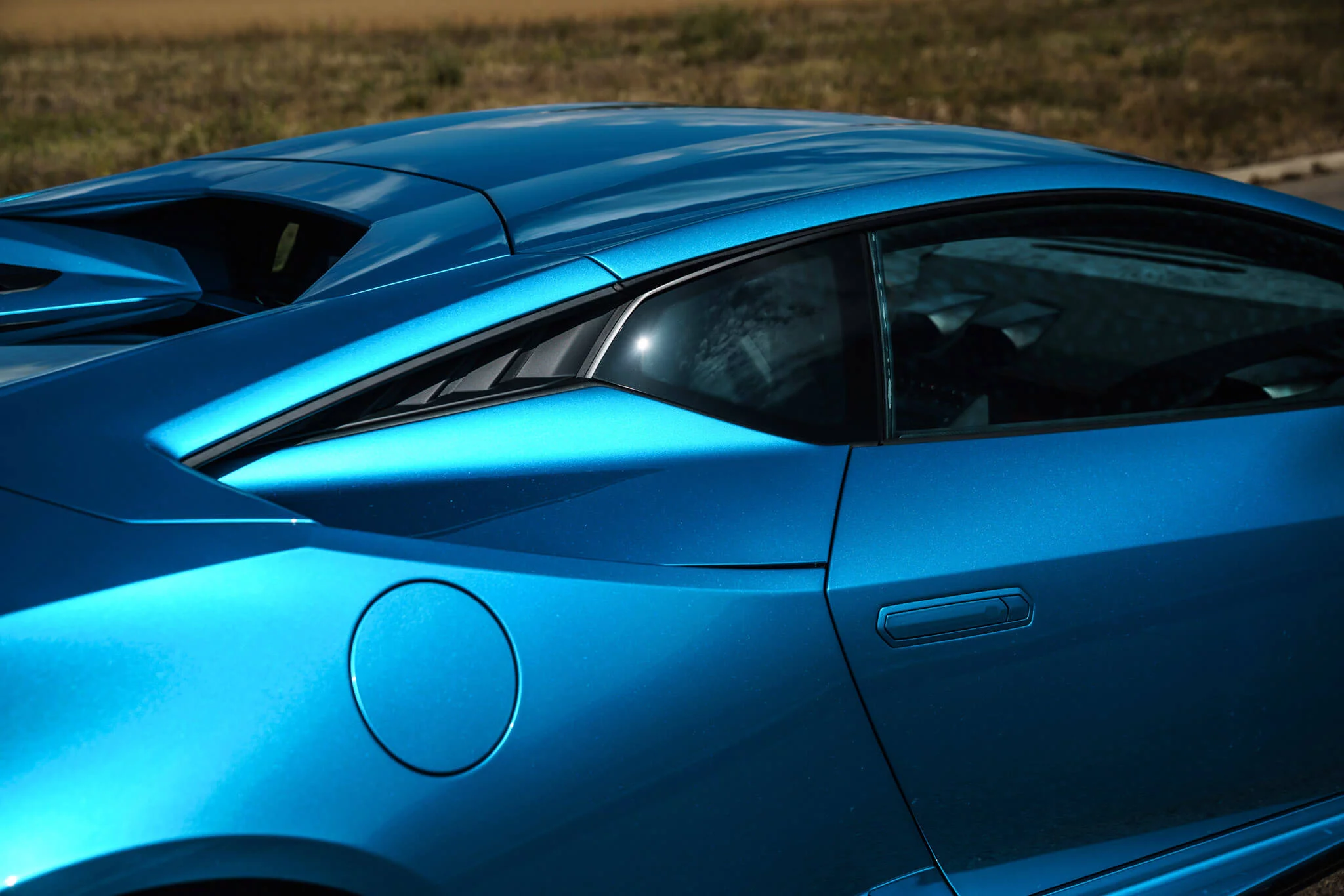 Blu Uranus Lamborghini Huracán