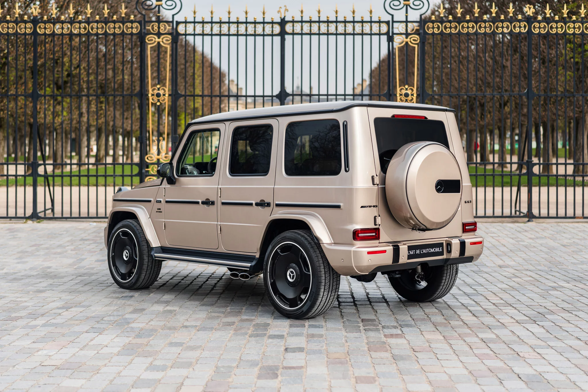 Travertine Beige Mercedes-AMG G 63