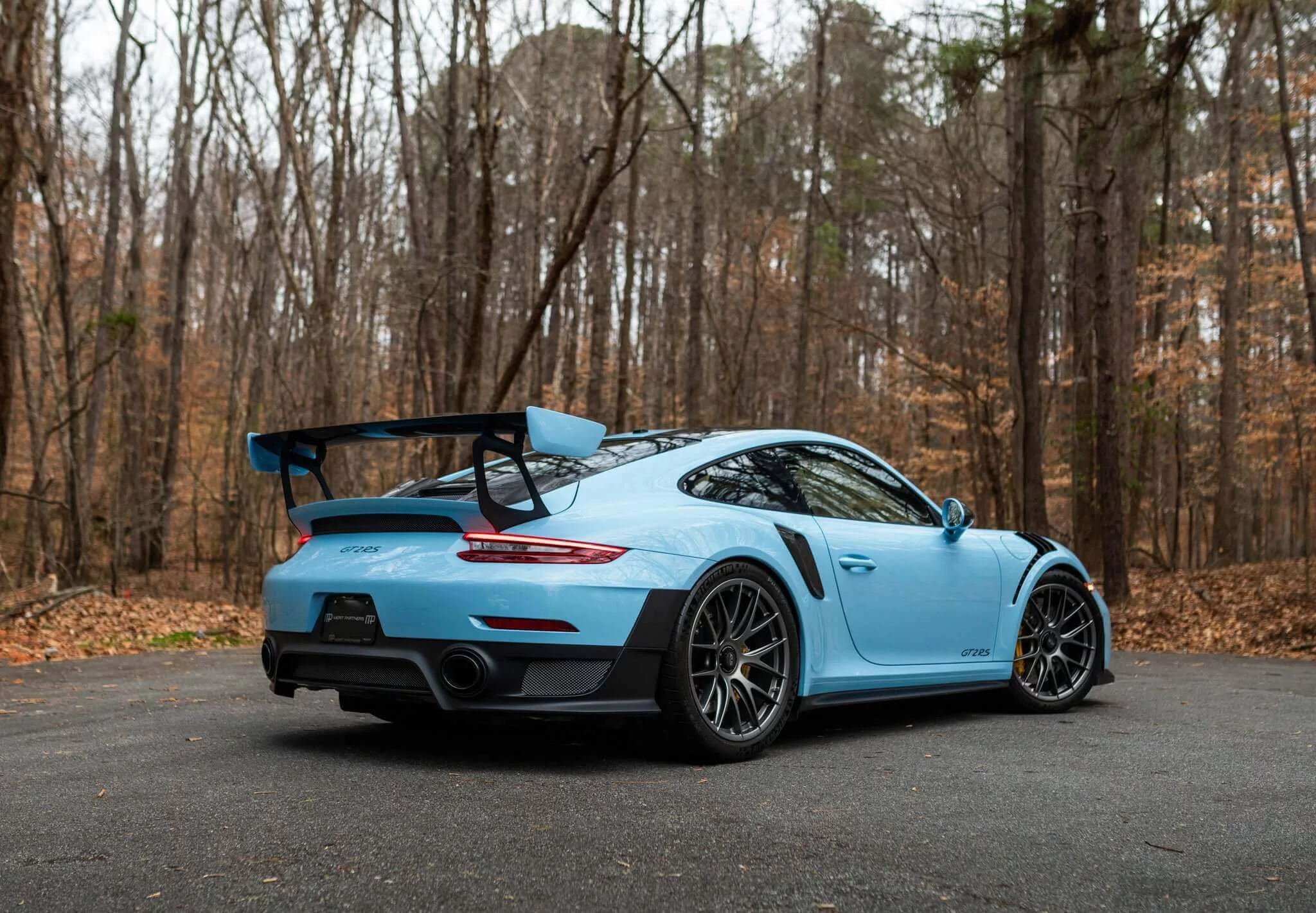 Gulf Blue Porsche 911 GT2 RS