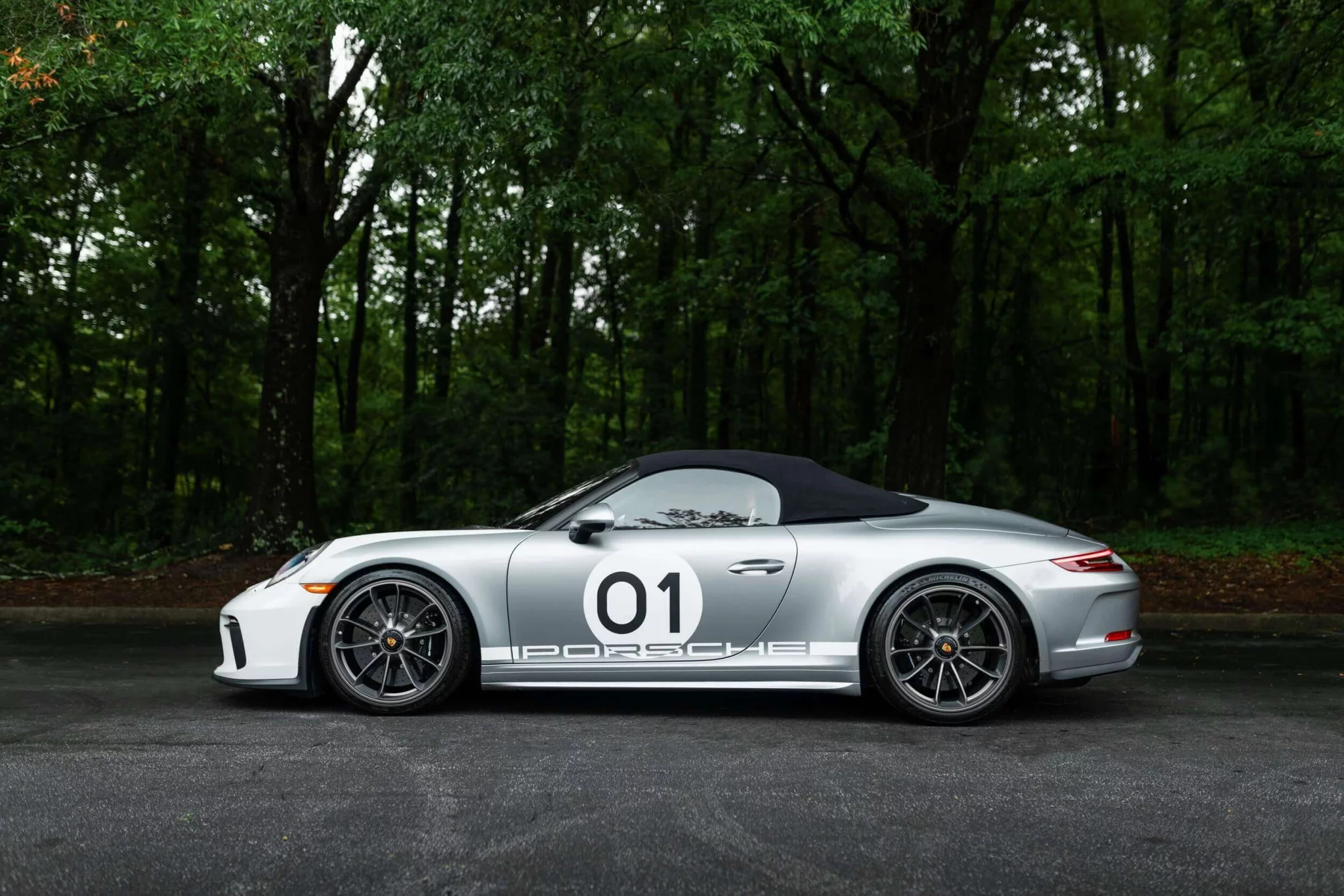 GT Silver Metallic Porsche 911 Speedster