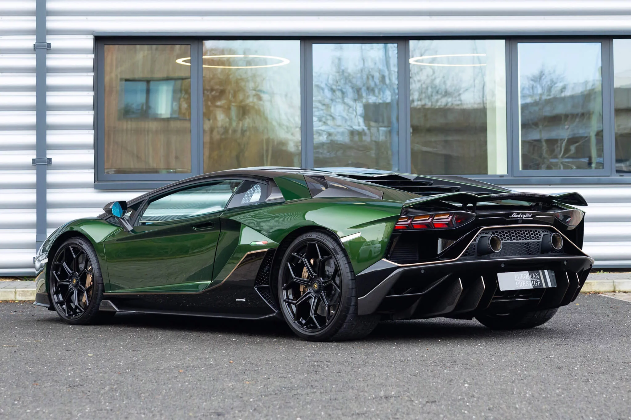 Verde Ermes Lamborghini Aventador