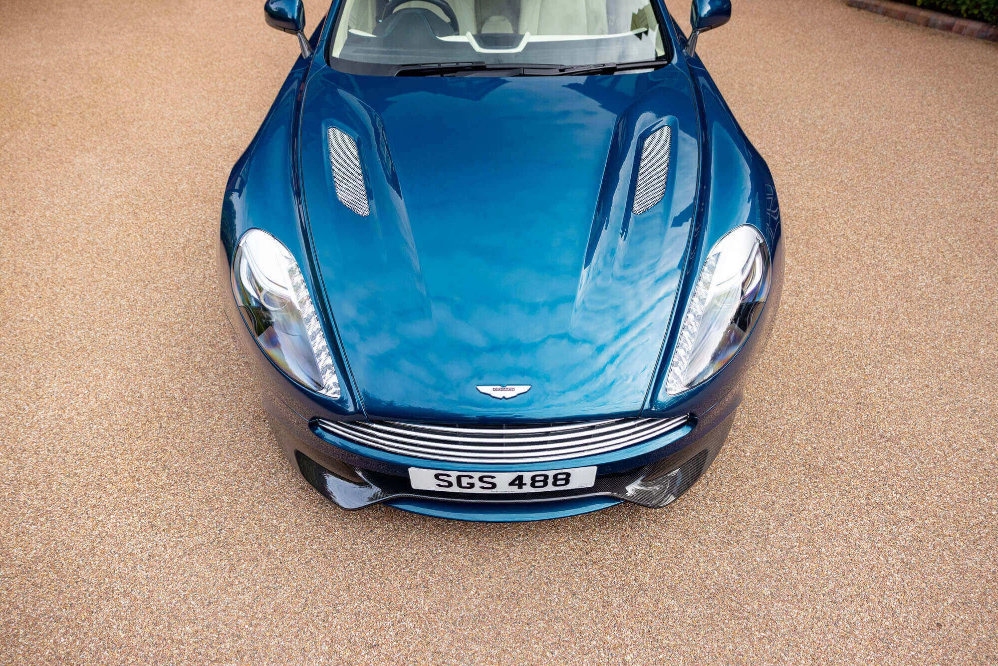 Ocellus Teal Aston Martin Vanquish