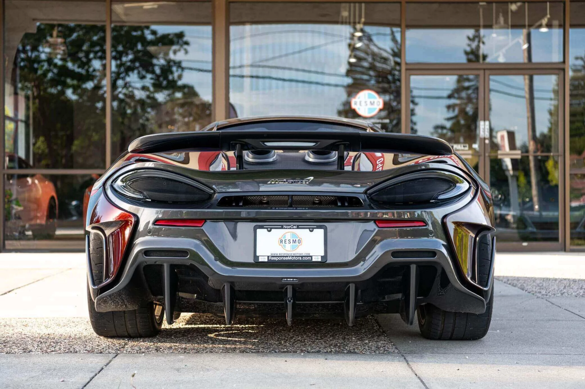 Nerello Red McLaren 600LT