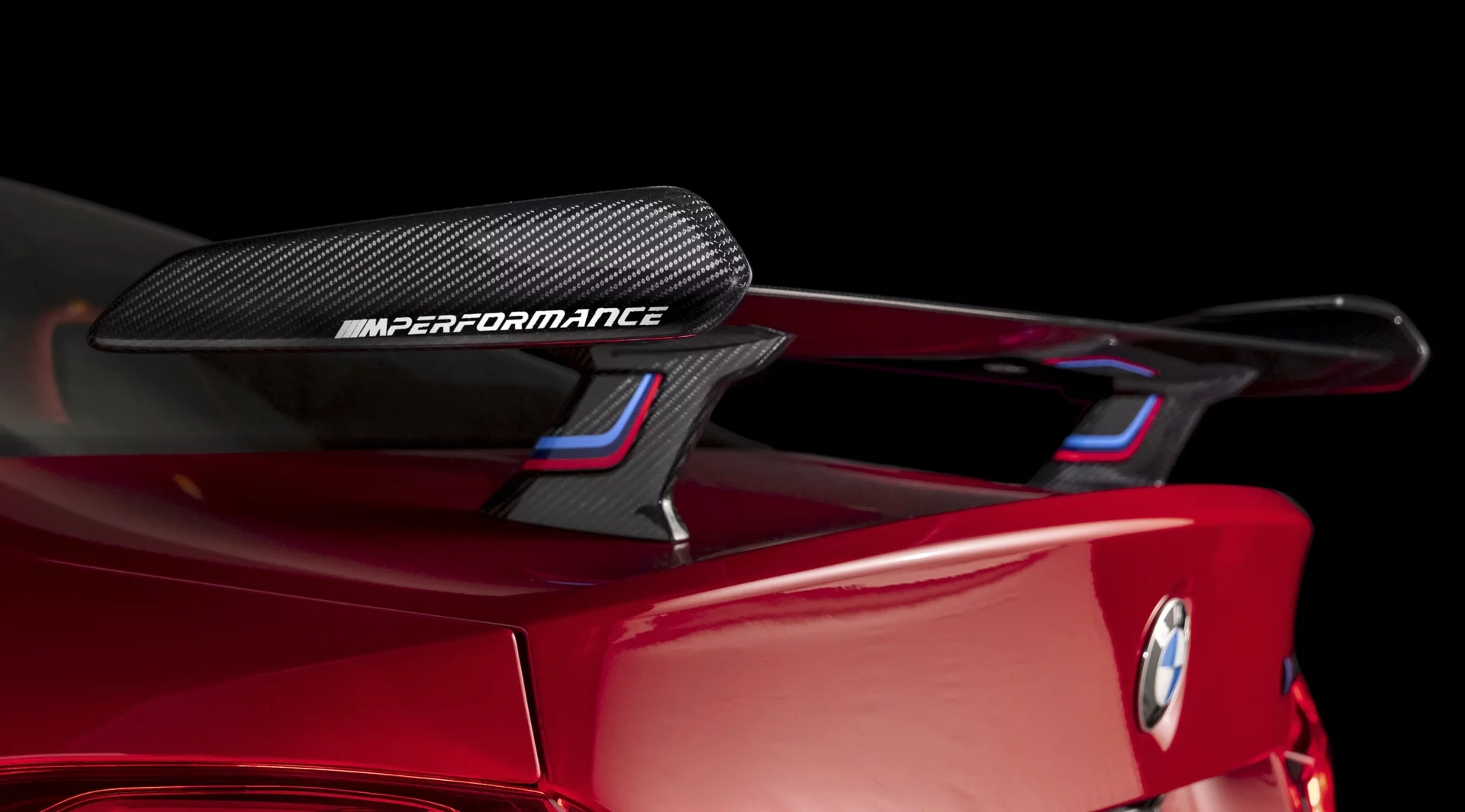 Rosso Corsa BMW M4