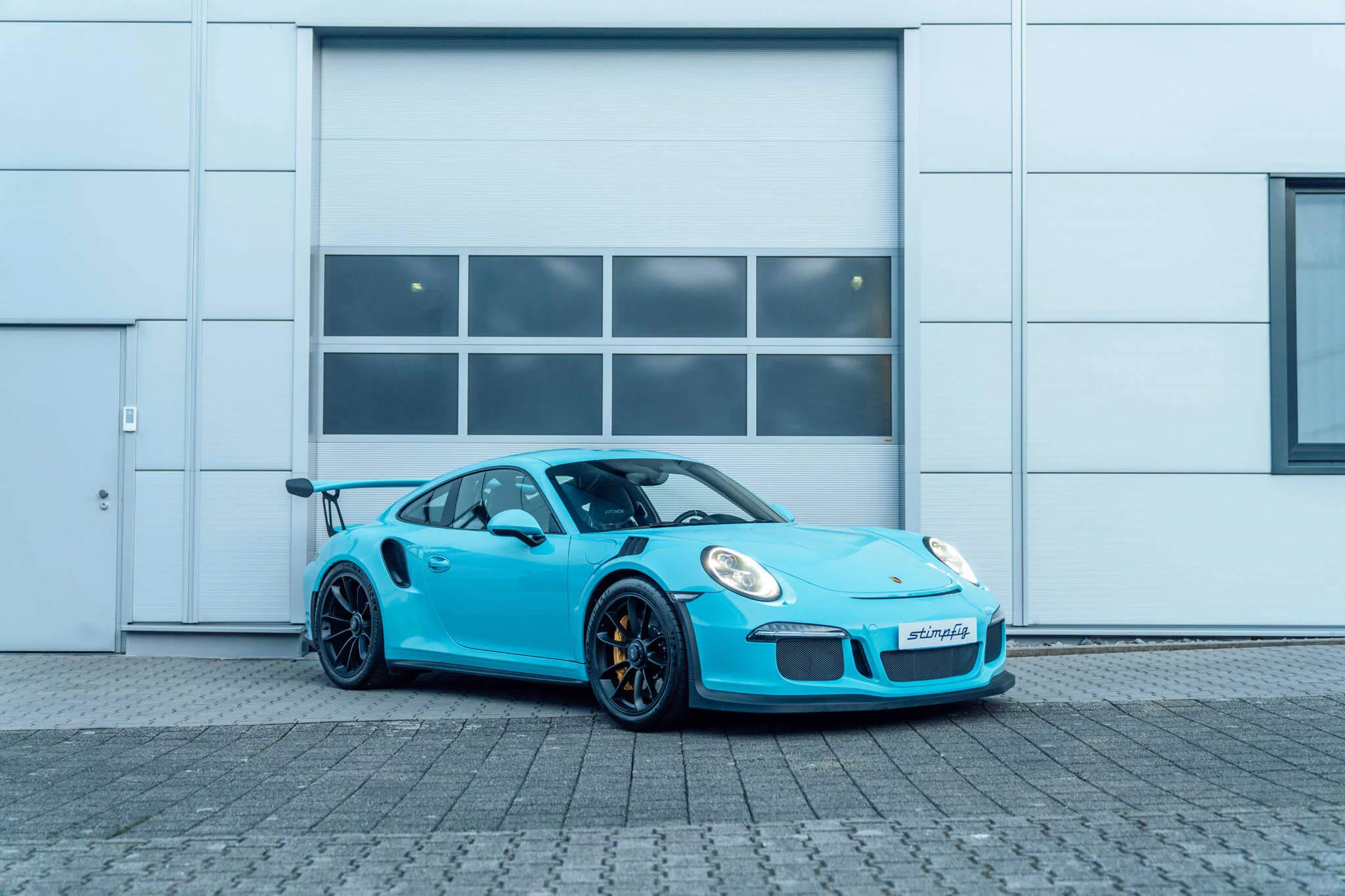 Olympic Blue Porsche 911 GT3 RS