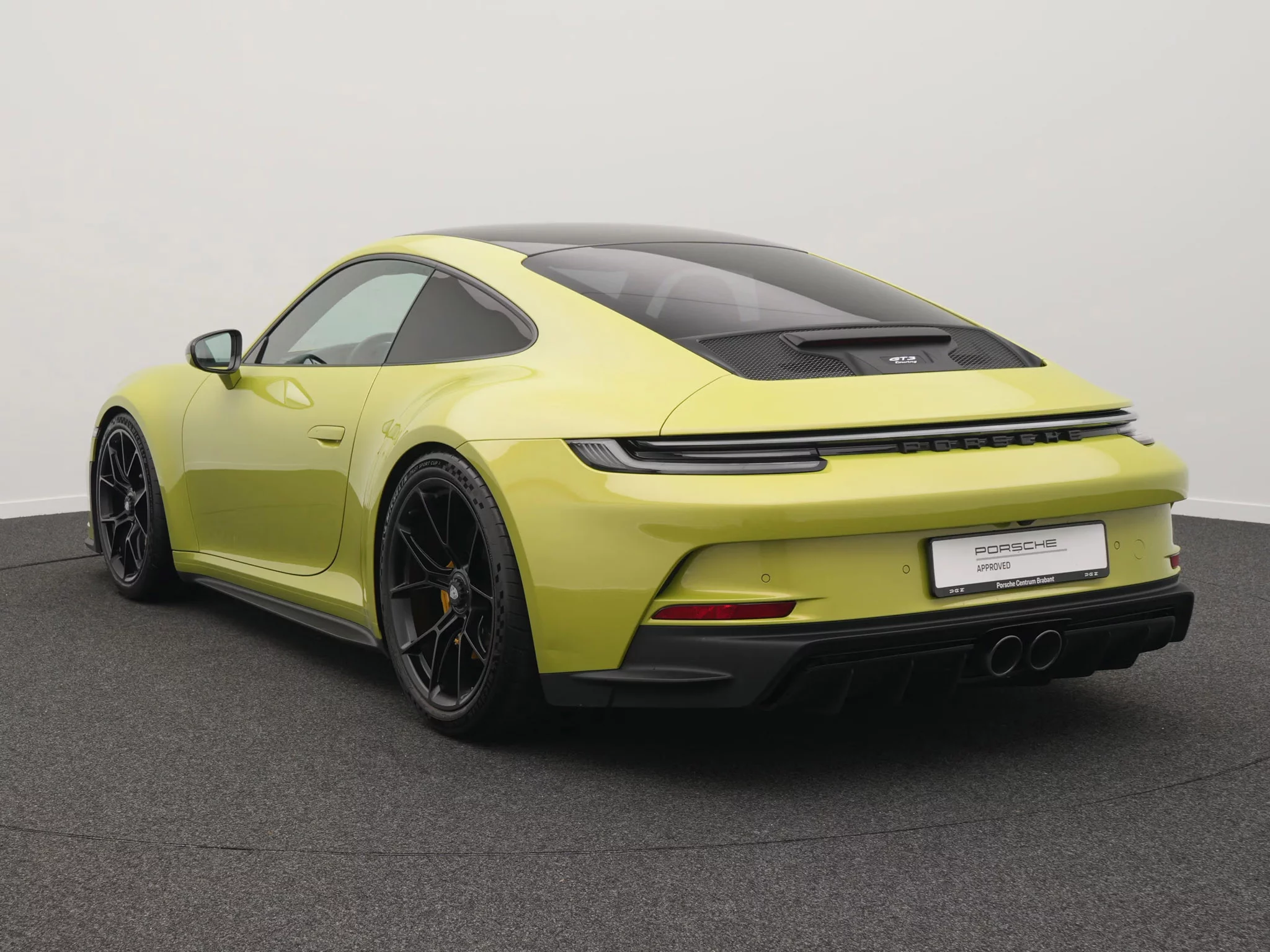 Peridot Metallic Porsche 911 GT3