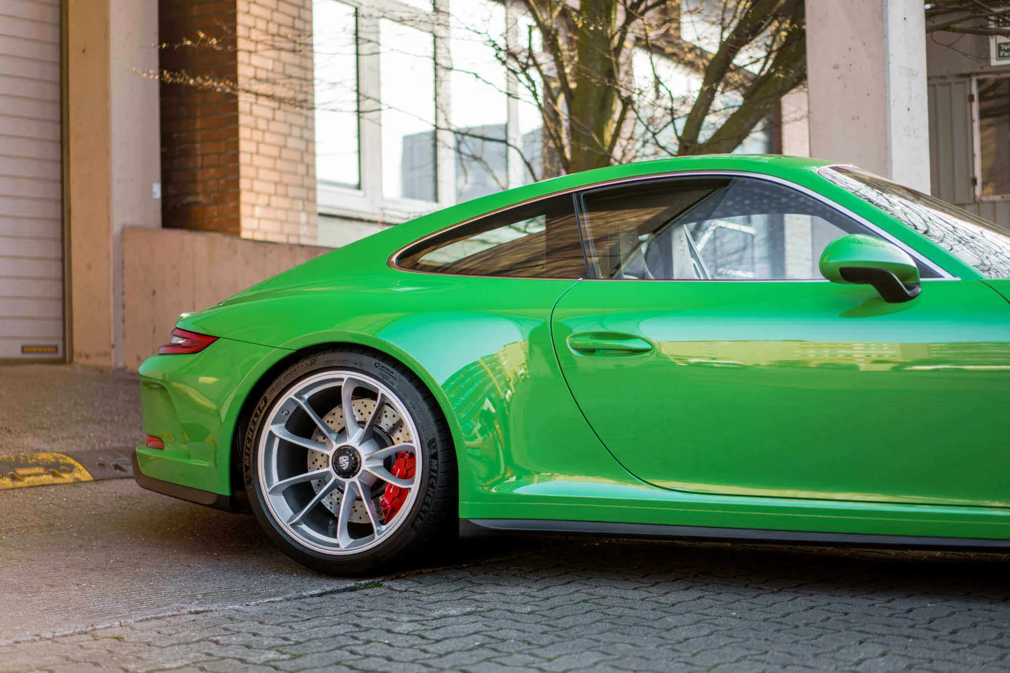 Pure Green Porsche 911 GT3