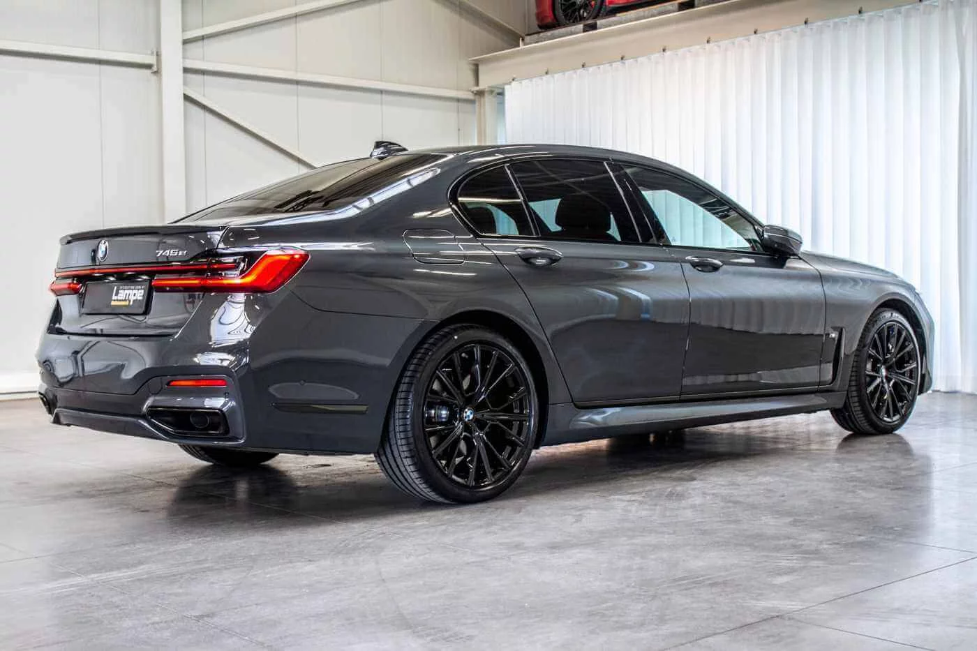 Dravit Grey BMW 7 Series