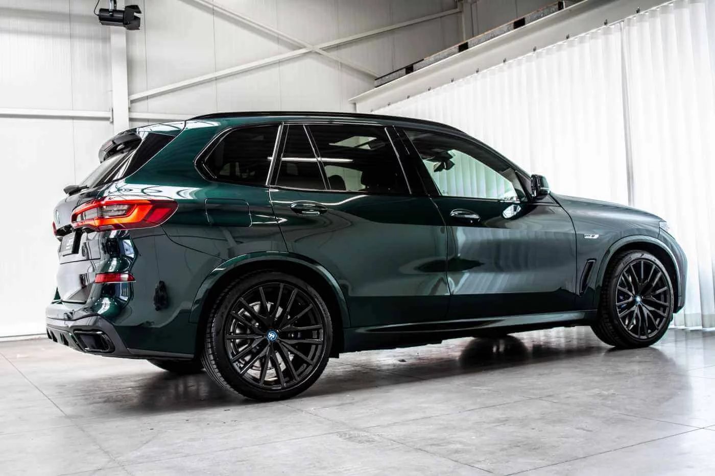 Oxford Green II BMW X5