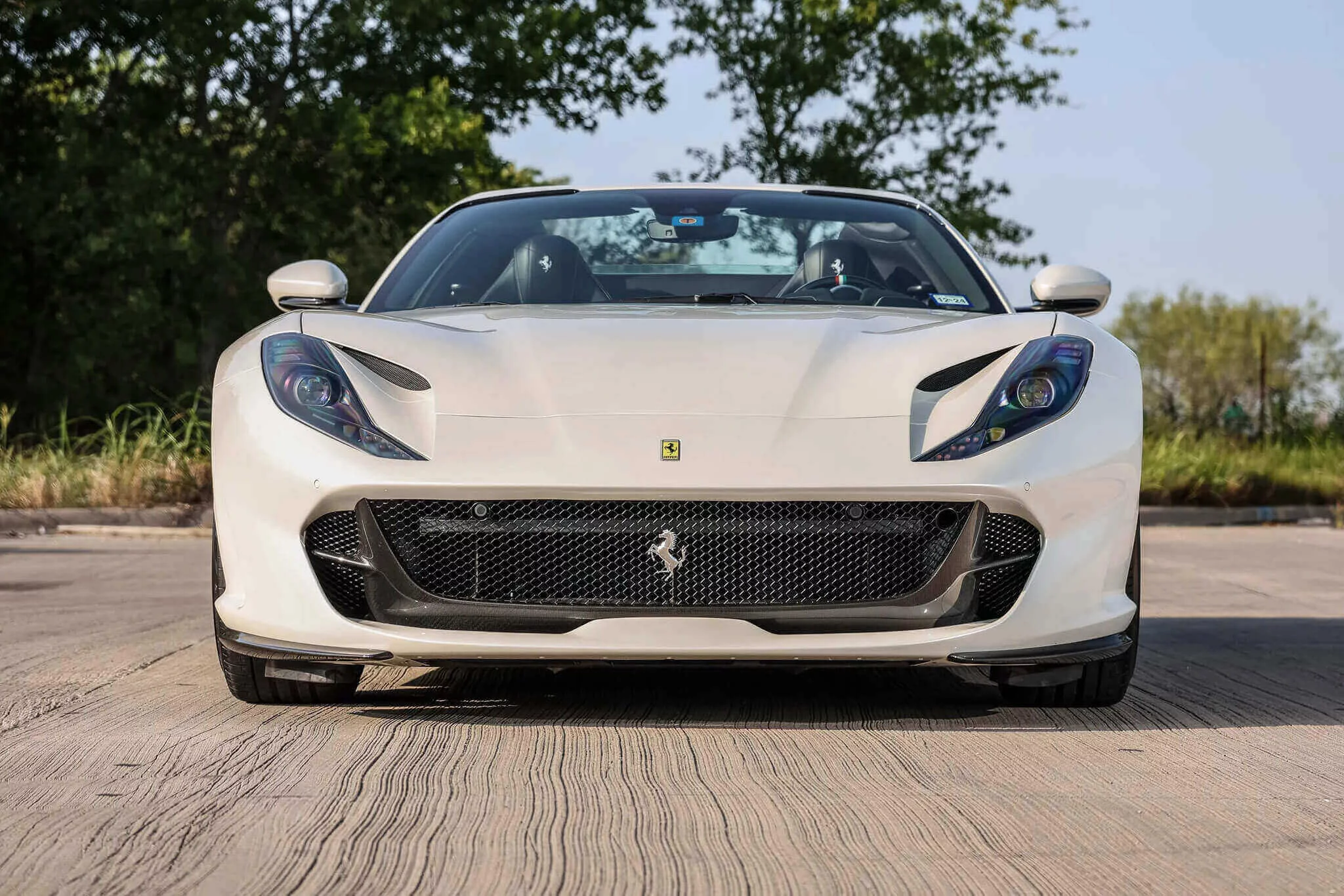 Bianco Italia Ferrari 812