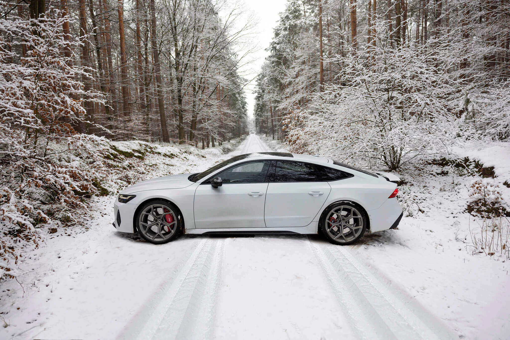 Glacier White Matte Audi RS7 Sportback