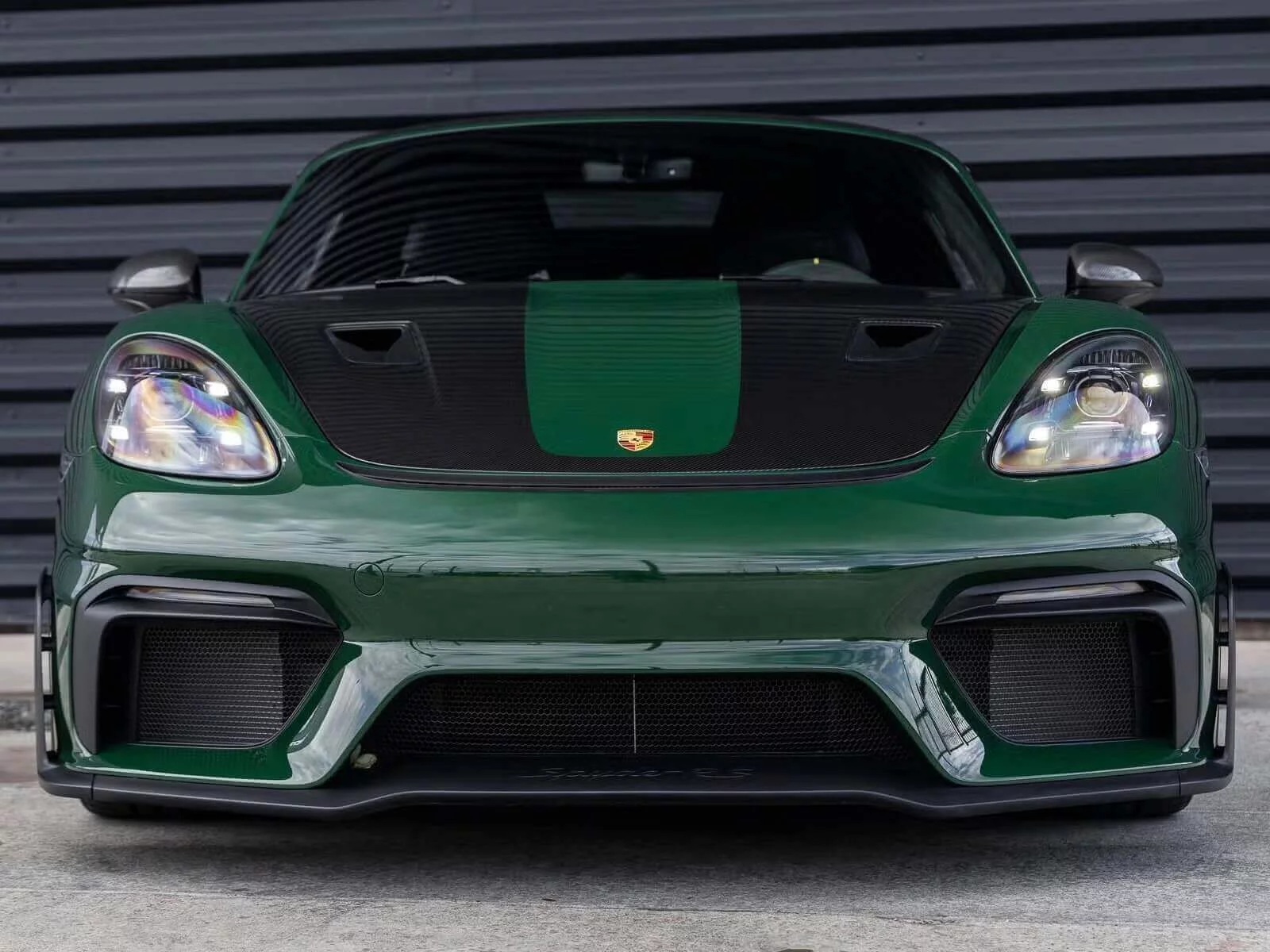 Irish Green Porsche 718 Spyder RS