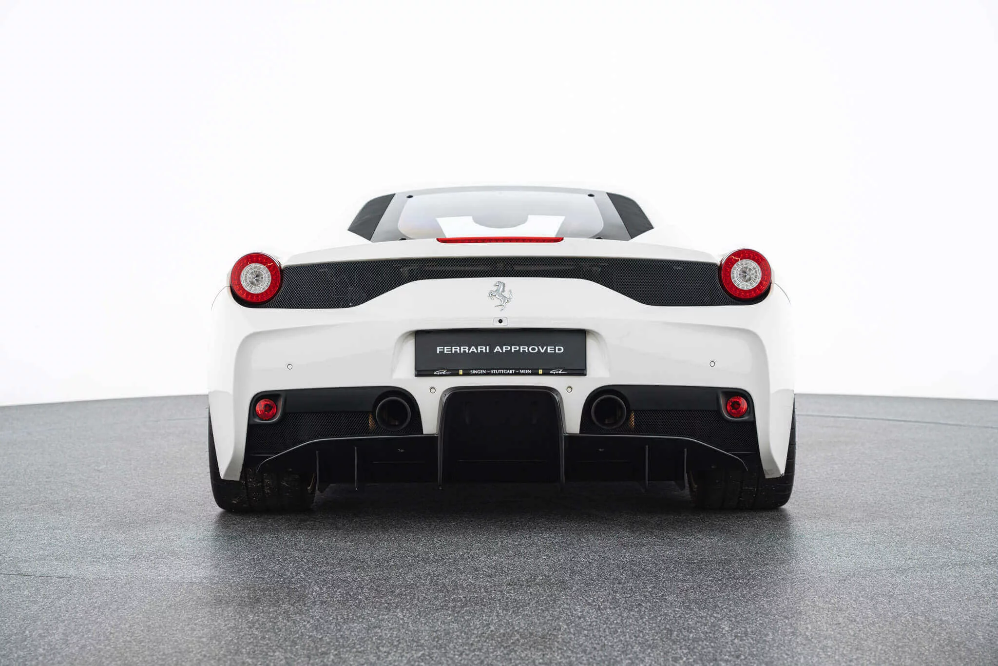 Bianco Avus Ferrari 458