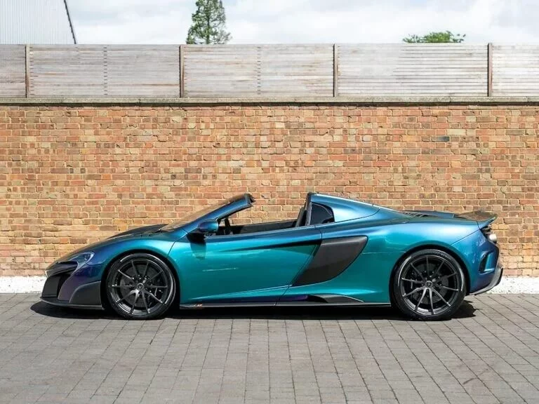 Amazon Colour Stream McLaren 675LT
