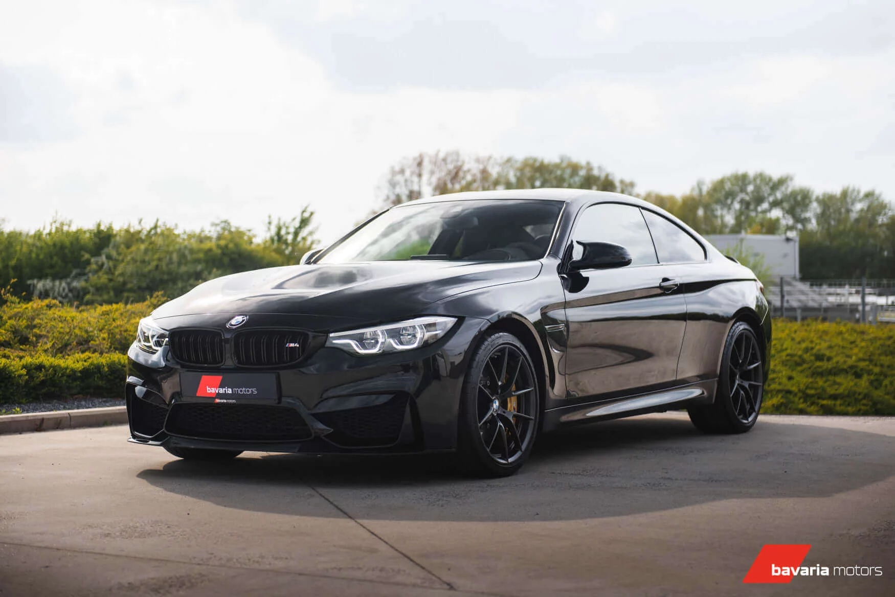Sapphire Black BMW M4