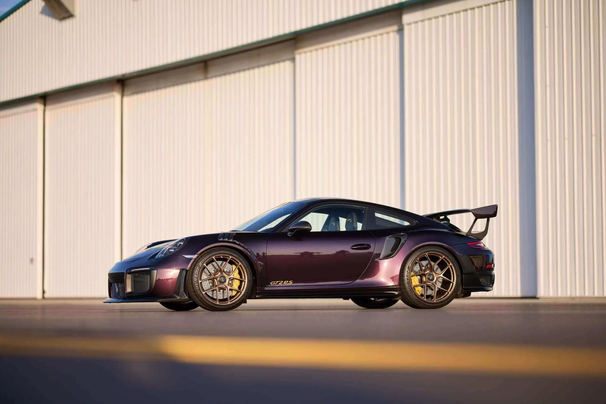 Amethyst Metallic Porsche 911 GT2 RS