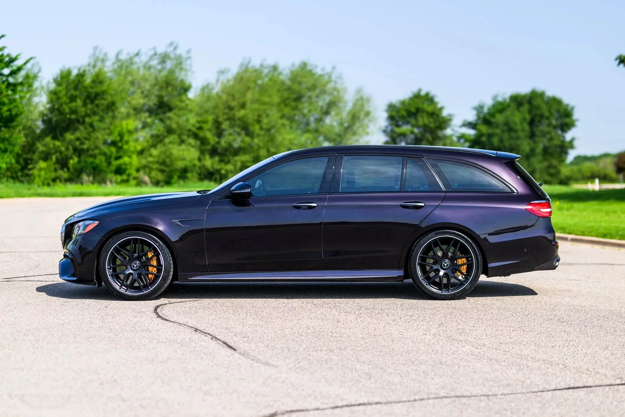 Northern Lights Violet Mercedes-AMG E 63
