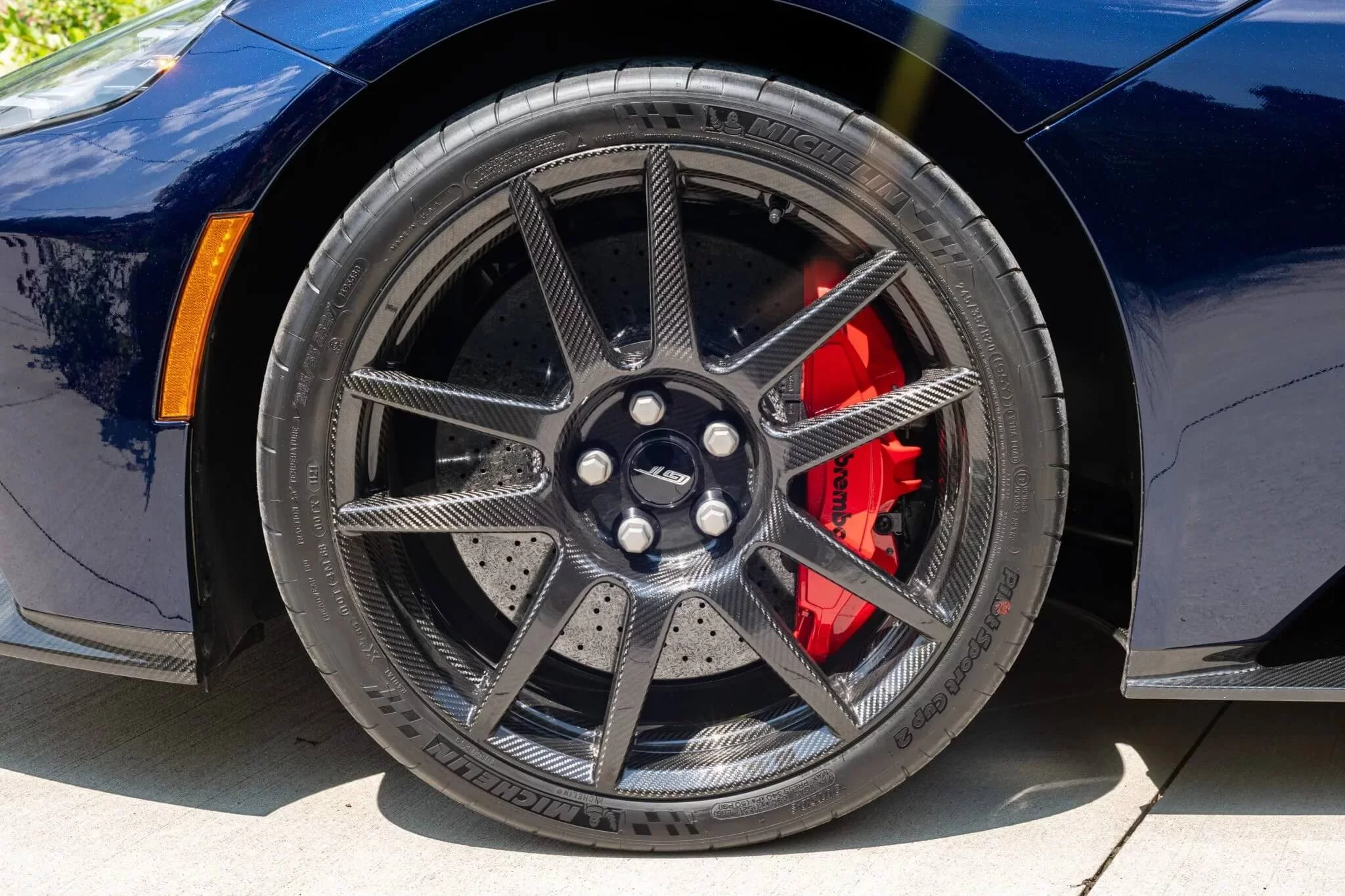 Kona Blue Ford GT