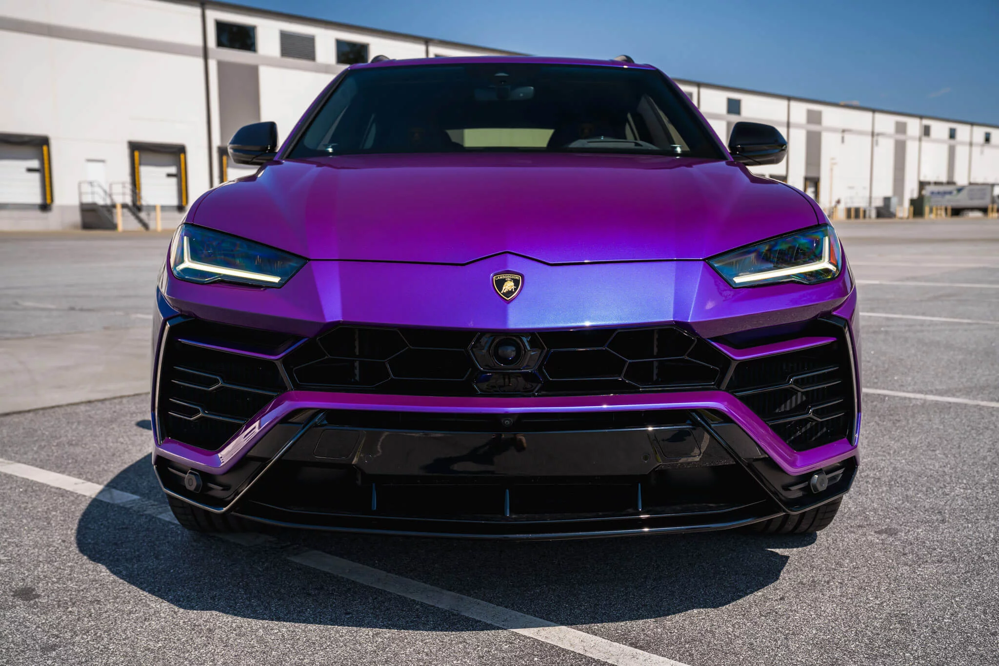 Viola Mithras Lamborghini Urus