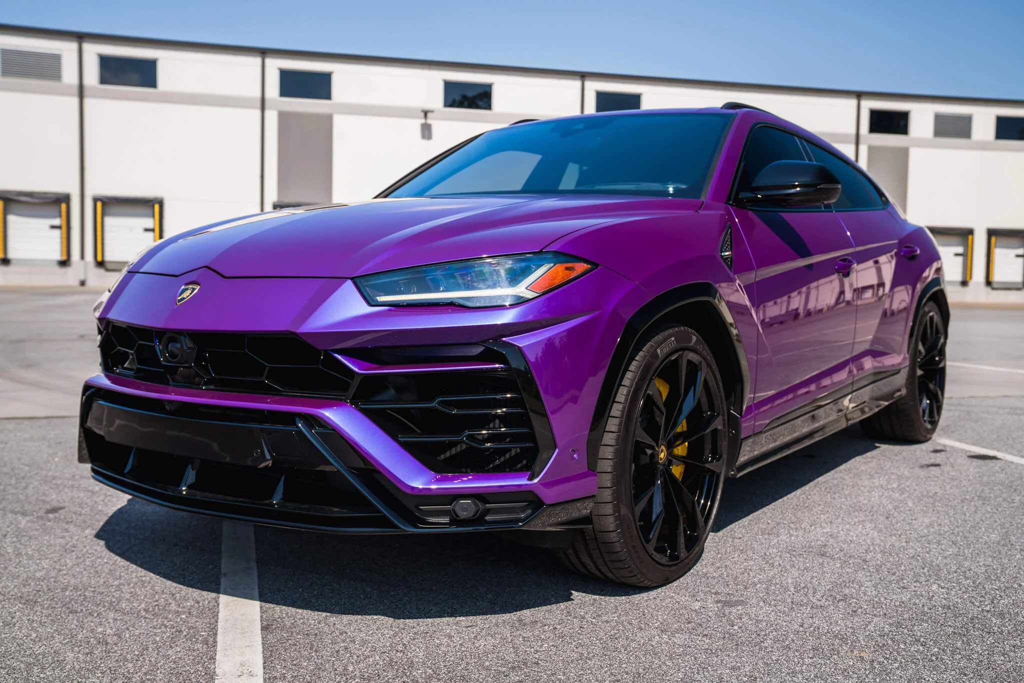 Viola Mithras Lamborghini Urus