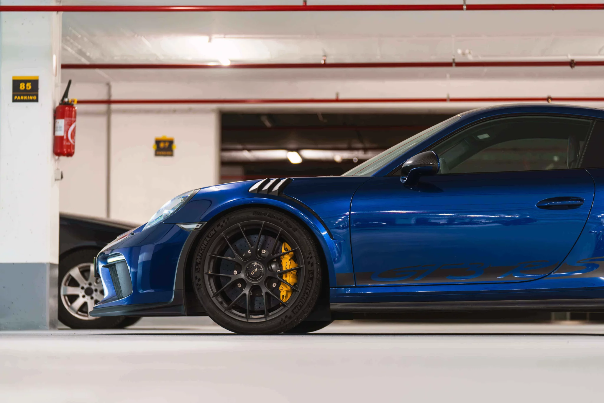 San Marino Blue Porsche 911 GT3 RS