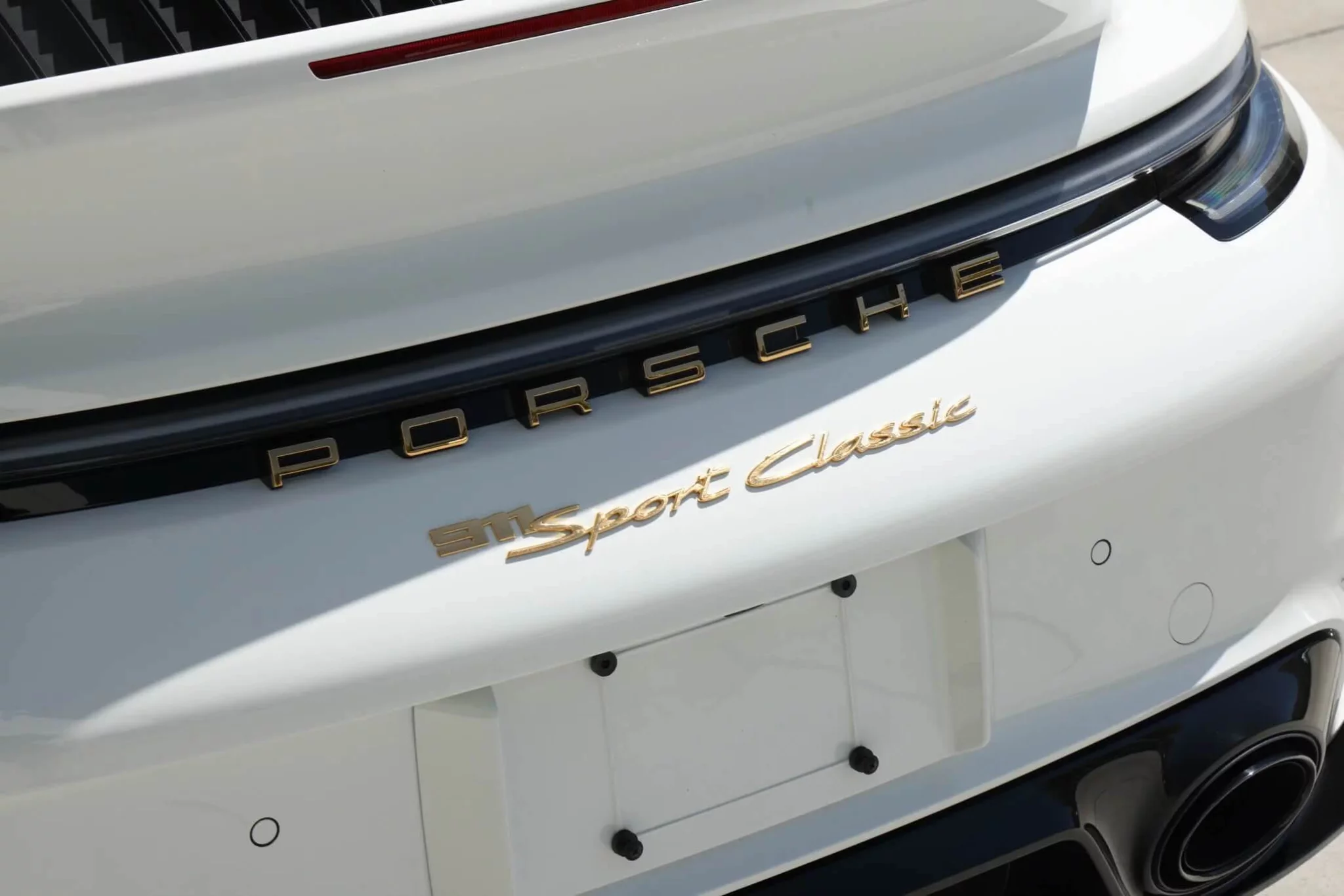 Dolphin Grey Porsche 911 Sport Classic