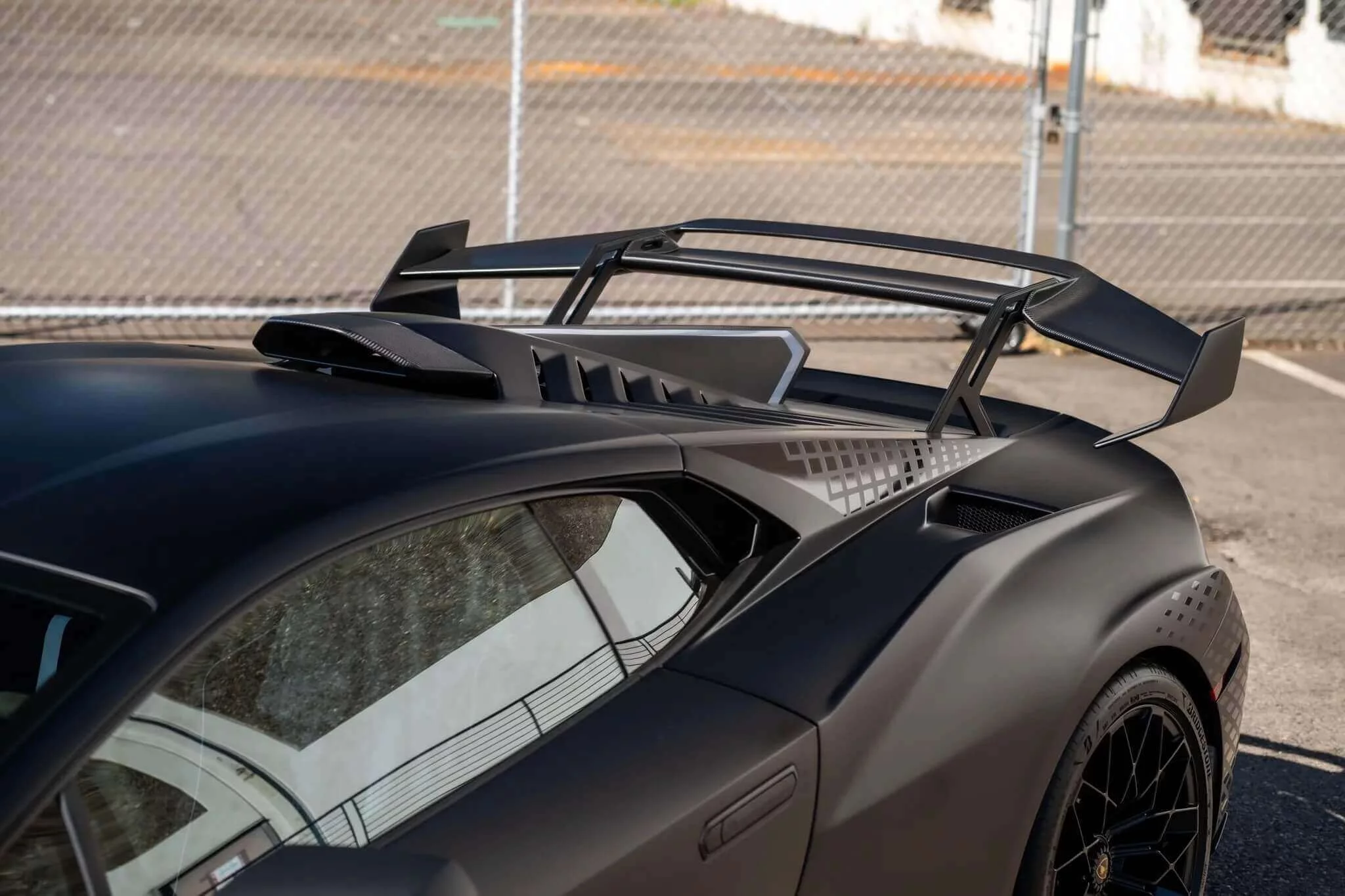 Nero Nesoi Lamborghini Huracán