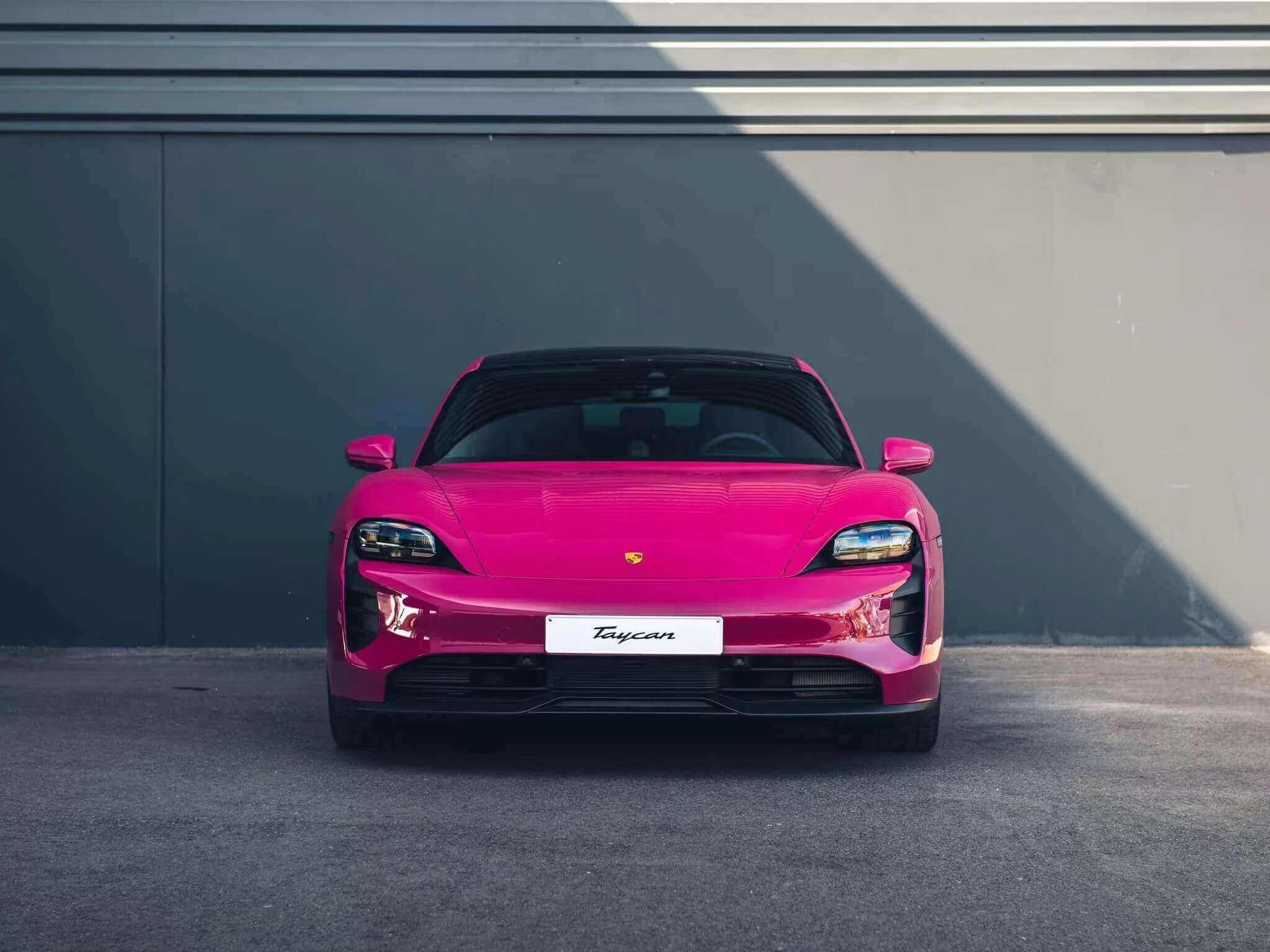 Ruby Star Porsche Taycan