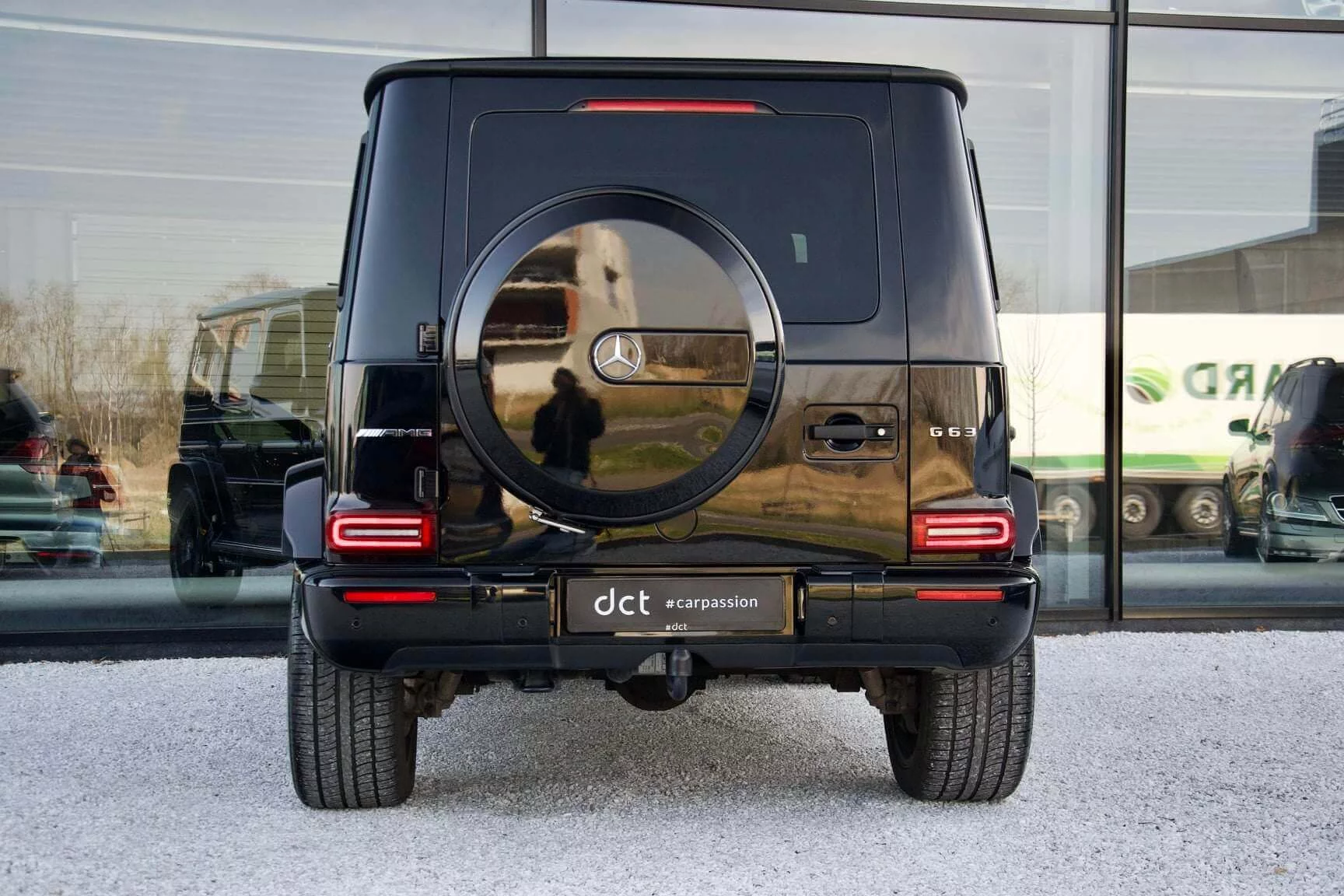 Obsidian Black Mercedes-AMG G 63
