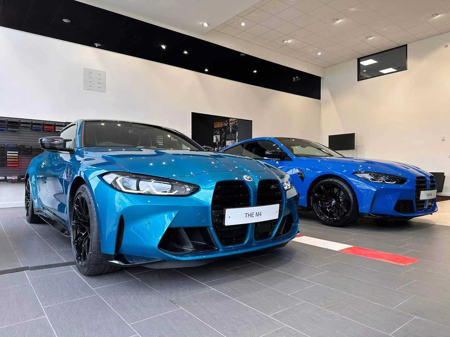 Atlantis vs Gentian Blue