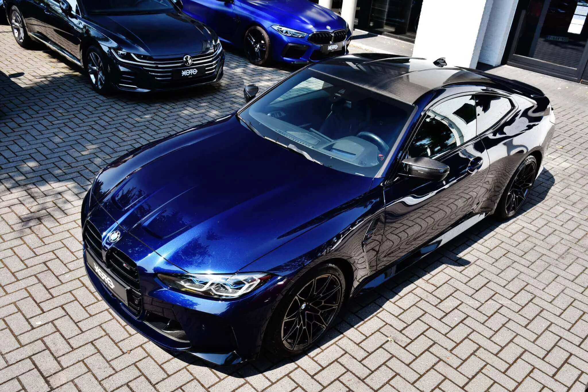 Tanzanite Blue II BMW M4
