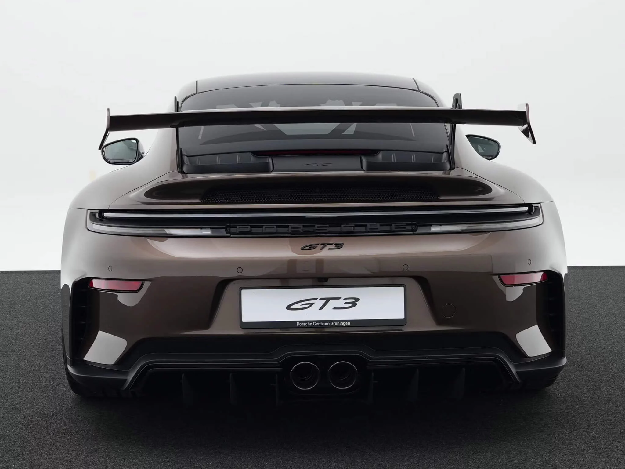 Chestnut Brown Metallic Porsche 911 GT3