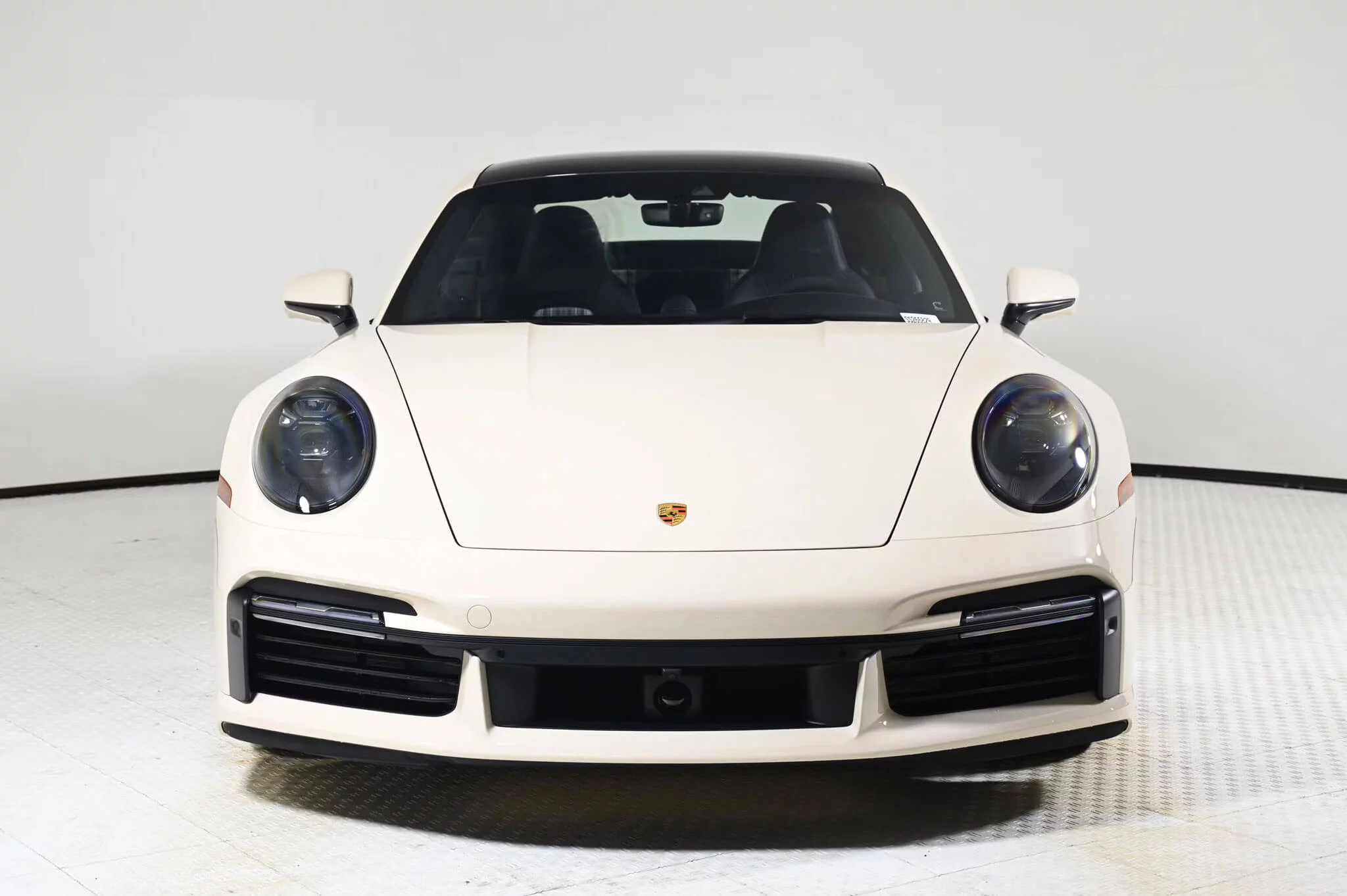 Creme White Porsche 911 Turbo