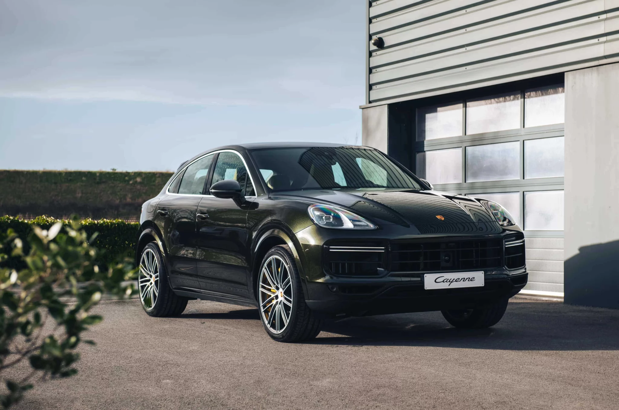 Dark Olive Metallic Porsche Cayenne