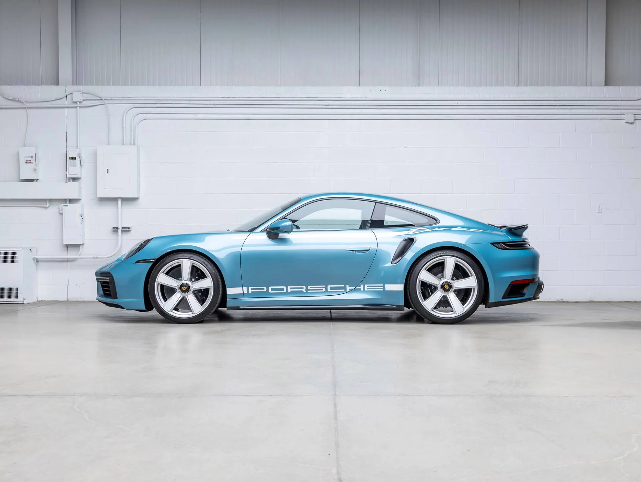Ipanema Blue Metallic Porsche 911 Turbo