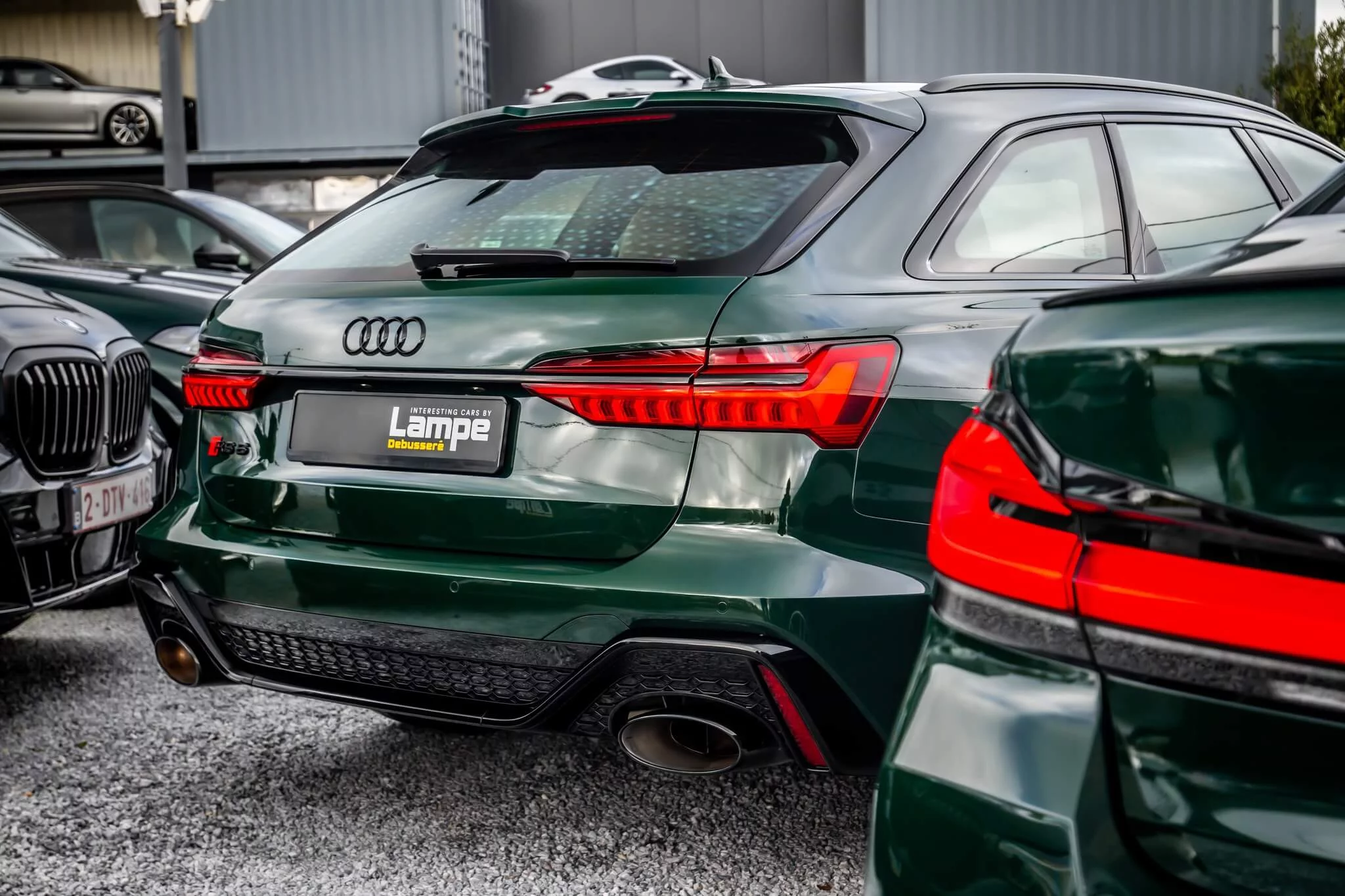 Goodwood Green vs British Racing Green