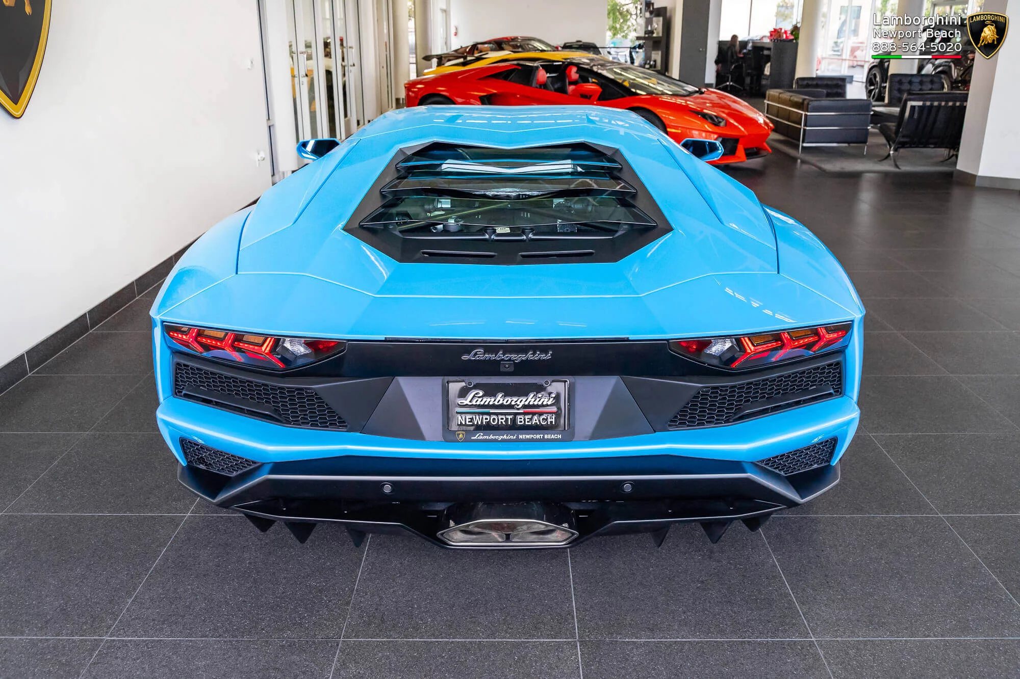 Blu Cepheus Lamborghini Aventador