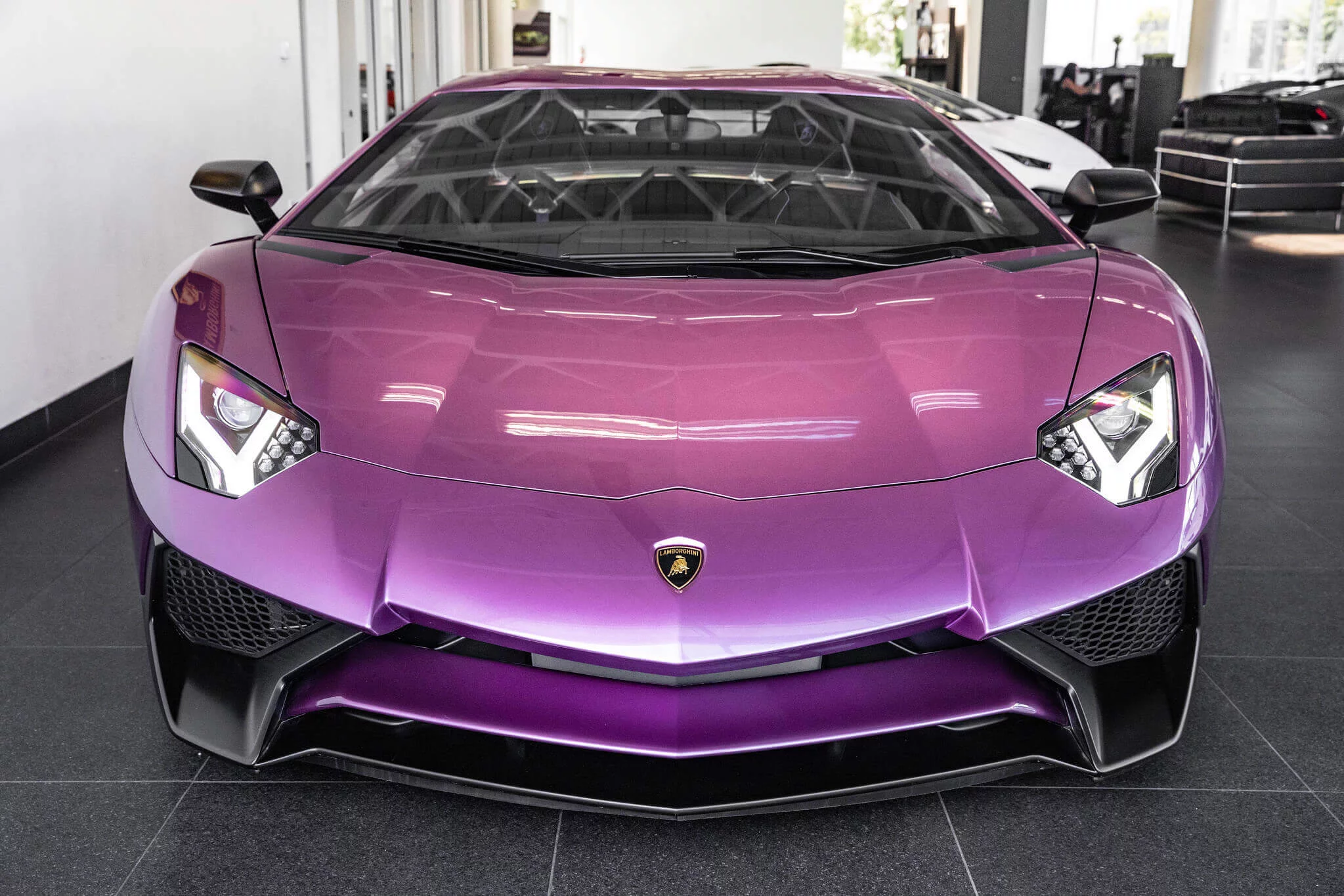 Viola SE30 Lamborghini Aventador