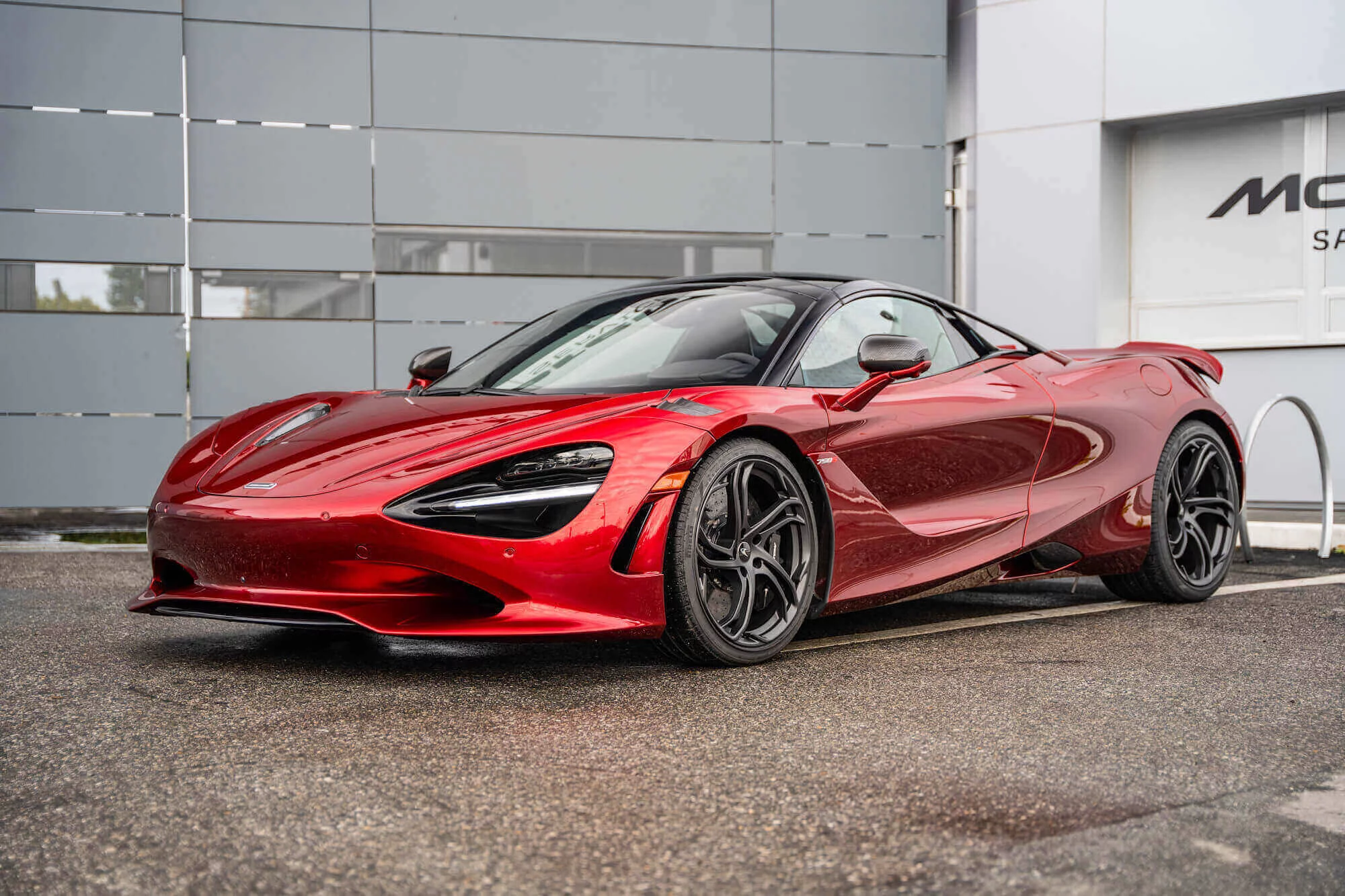 Volcano Red McLaren 750S