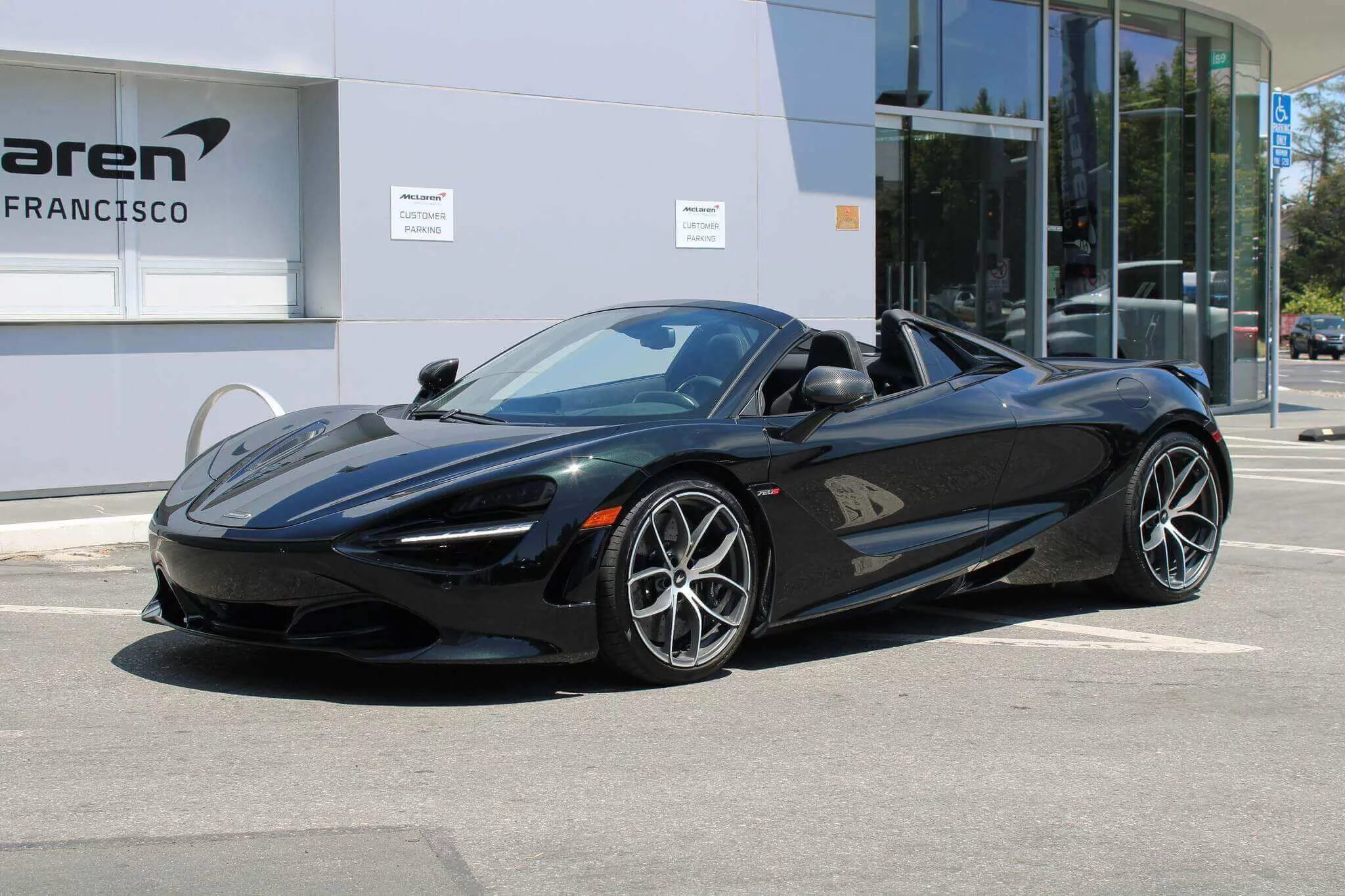Sherwood Black McLaren 720S