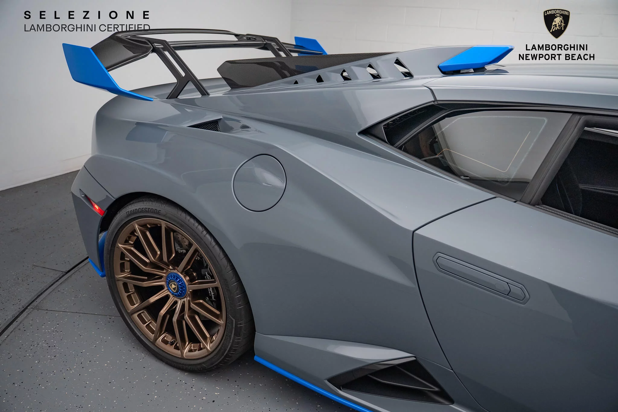 Grigio Telesto Lamborghini Huracán