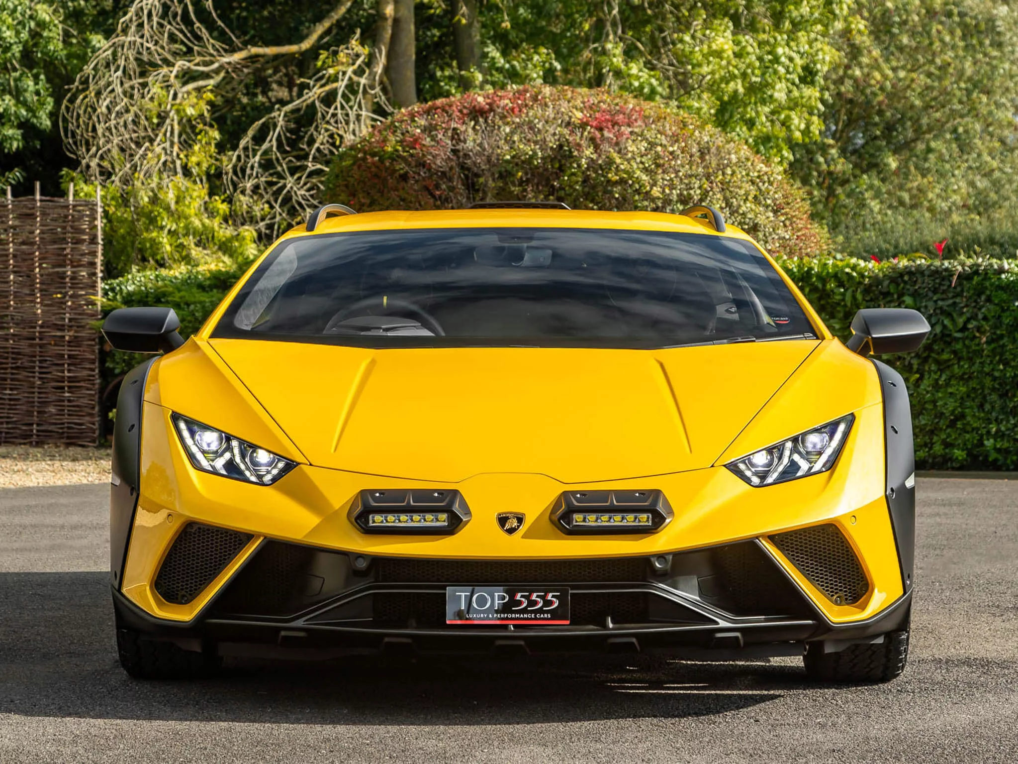 Giallo Inti Lamborghini Huracán