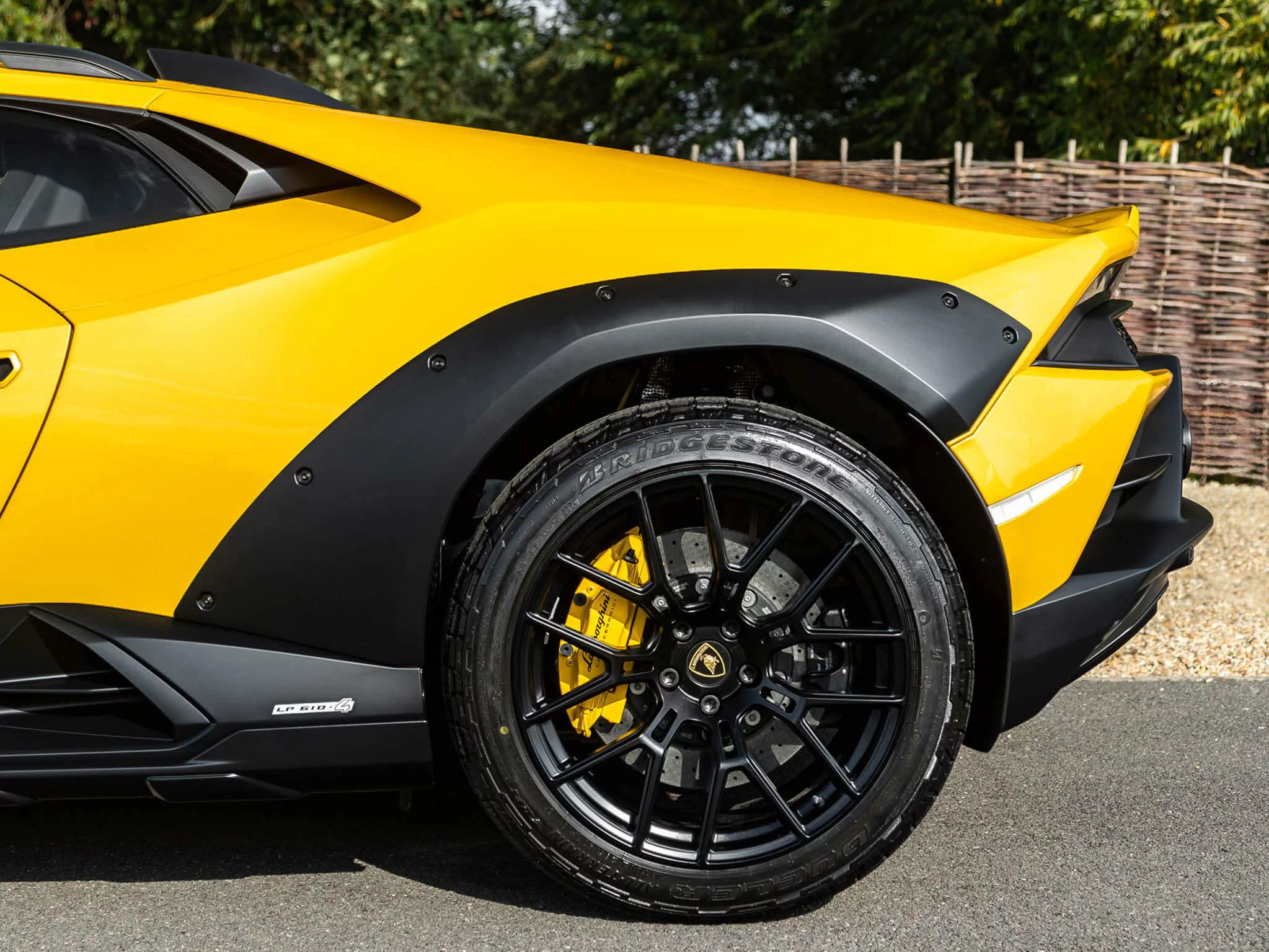 Giallo Inti Lamborghini Huracán