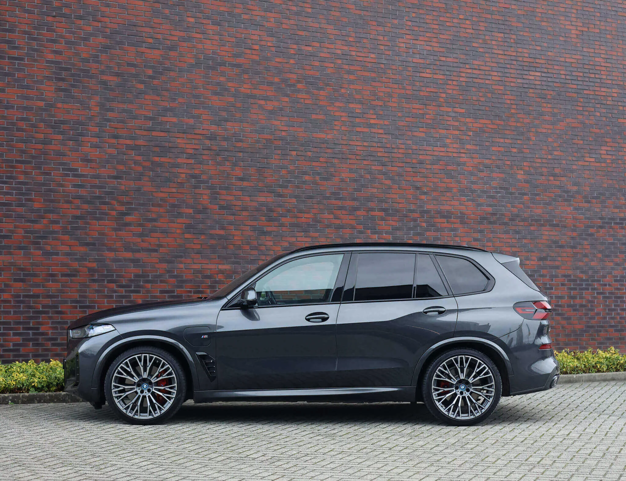 Gunmetal II BMW X5