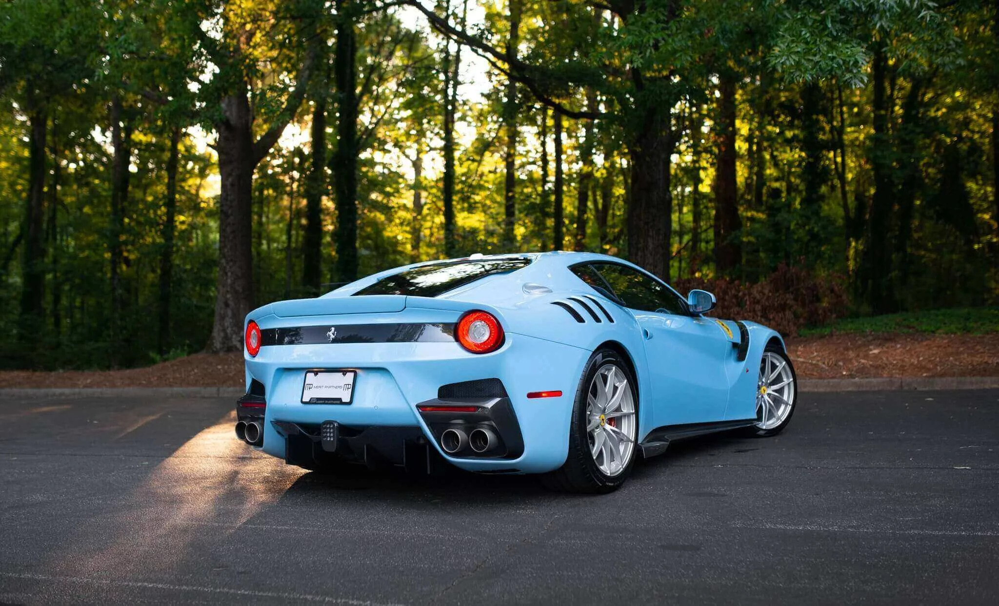 Azzurro La Plata Ferrari F12